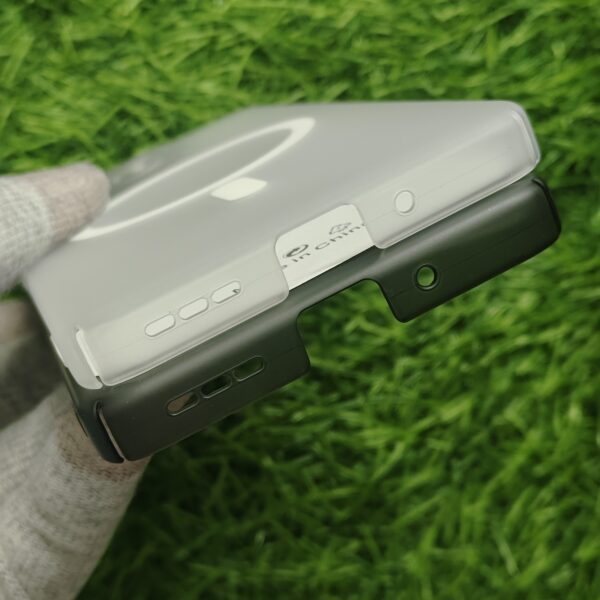 Motorola G86 & G86 Power Magsafe Matte PC Hard Back Cover - Image 4