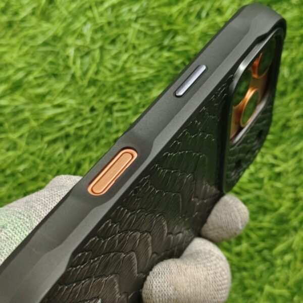 iPhone 17 & 17 Pro & 17 Pro Max Premium Aligator Skin Textured Back Cover With Cloth Inside - Image 11