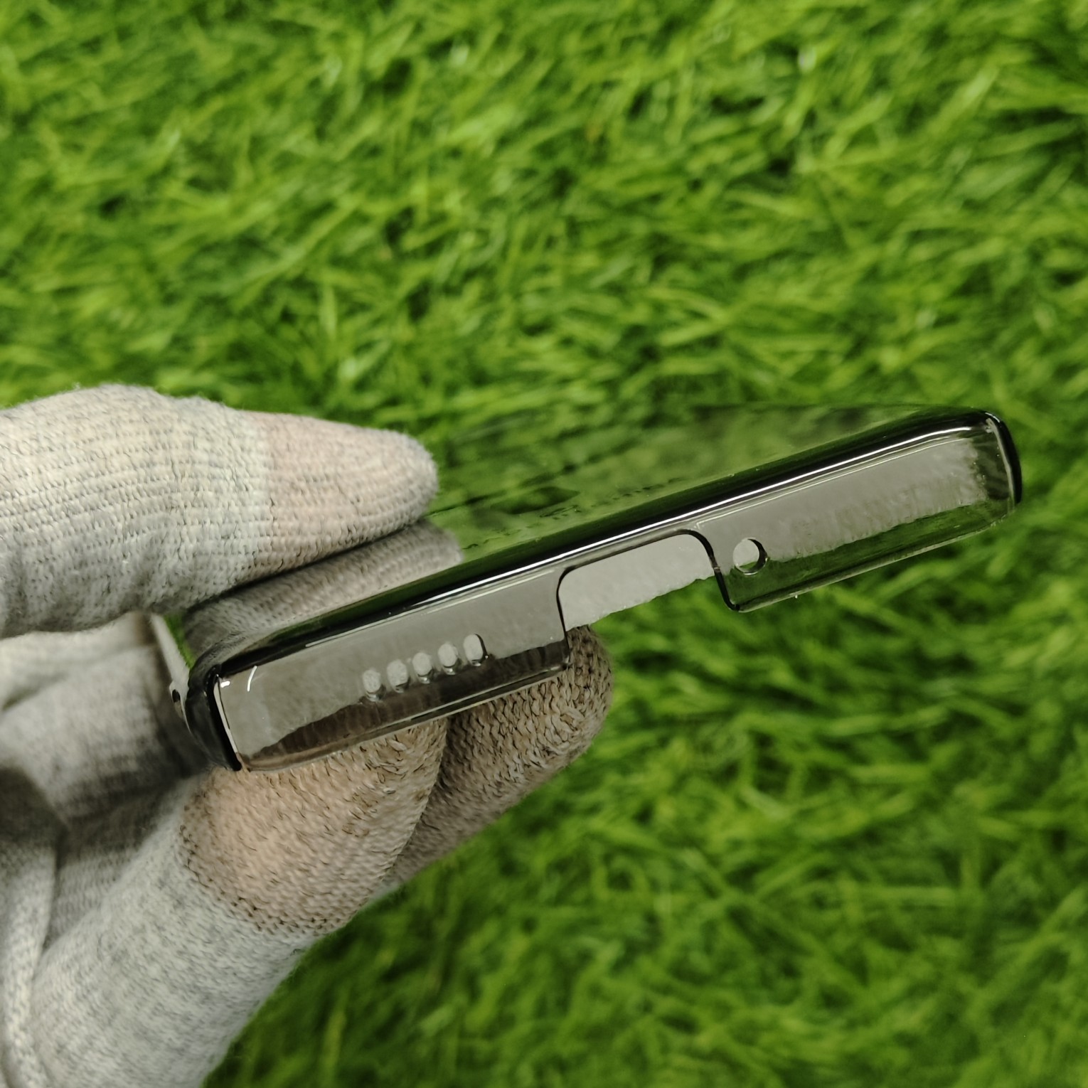 Redmi Note 13 Pro Plus Crystal Magsafe PC Hard Back Cover - Image 4