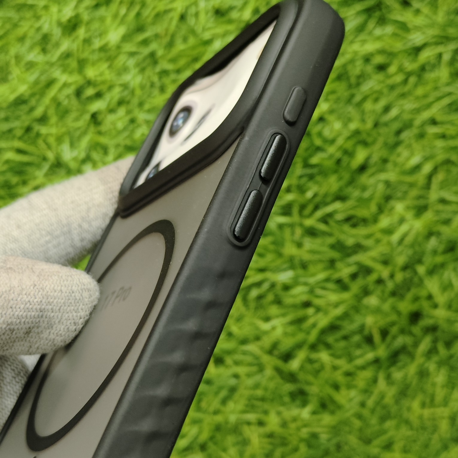 iPhone 17 & 17 Pro & 17 Pro Max Matte Skin Back Cover No Magsafe - Image 5