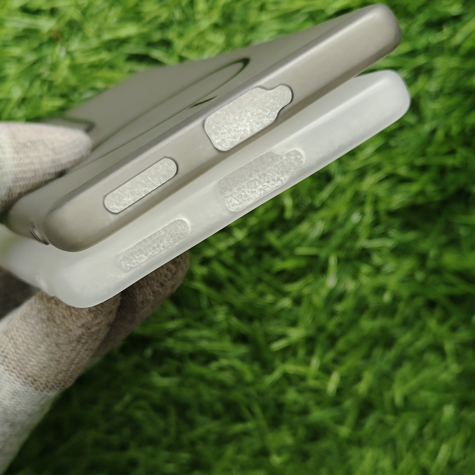 Vivo V40 & V40 Pro & T3 Ultra Paper Silicon Shadow Back Cover No Magsafe - Image 4