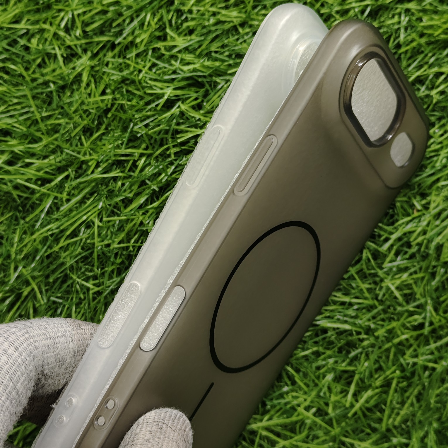 iPhone 17 Air Paper Silicon Shadow Back Cover No Magsafe - Image 3