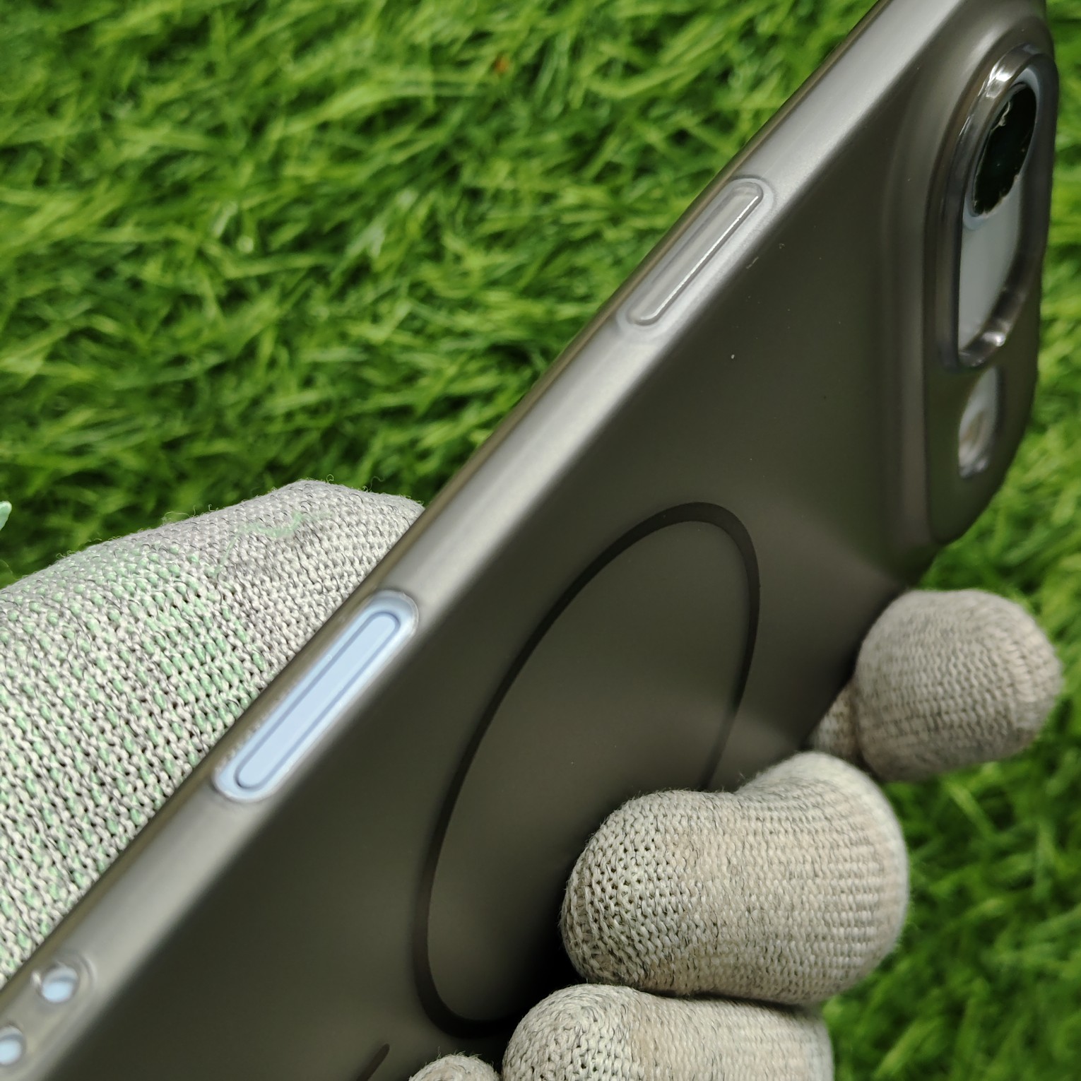 iPhone 17 Air Paper Silicon Shadow Back Cover No Magsafe - Image 8