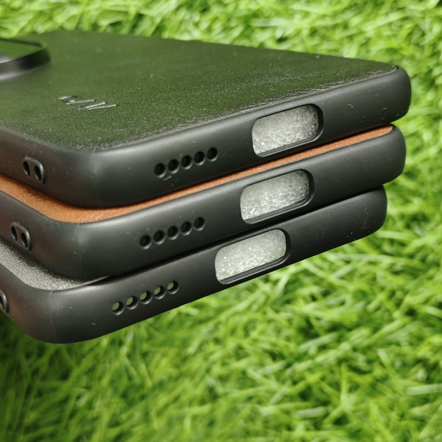 Vivo T4 Ultra Premium Leather Finish Back Cover - Image 4