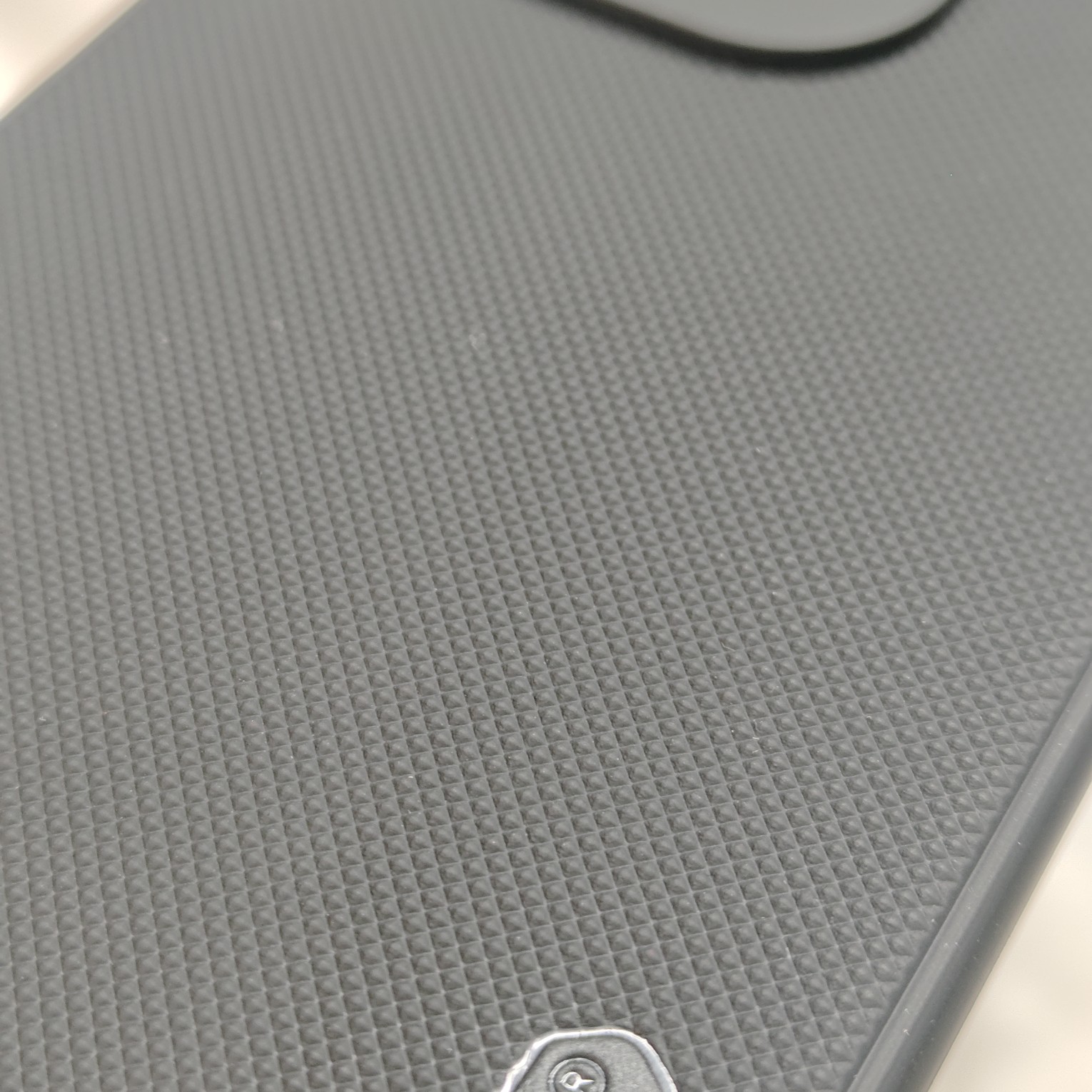 Vivo Y31 Pro Black Nilkin Back Cover with cloth inside - Image 7