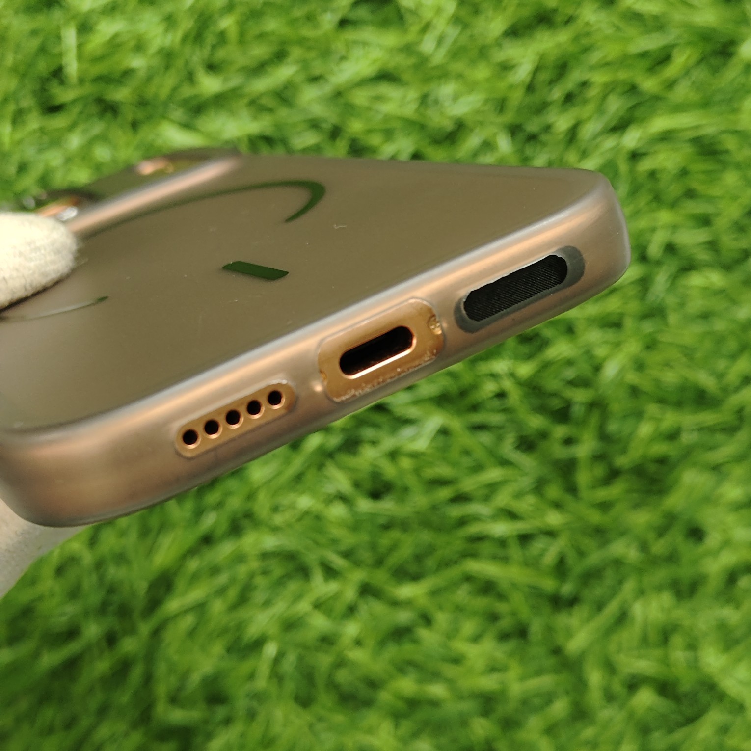 iPhone 17 & 17 Pro & 17 Pro Max Paper Silicon Shadow Back Cover No Magsafe - Image 10