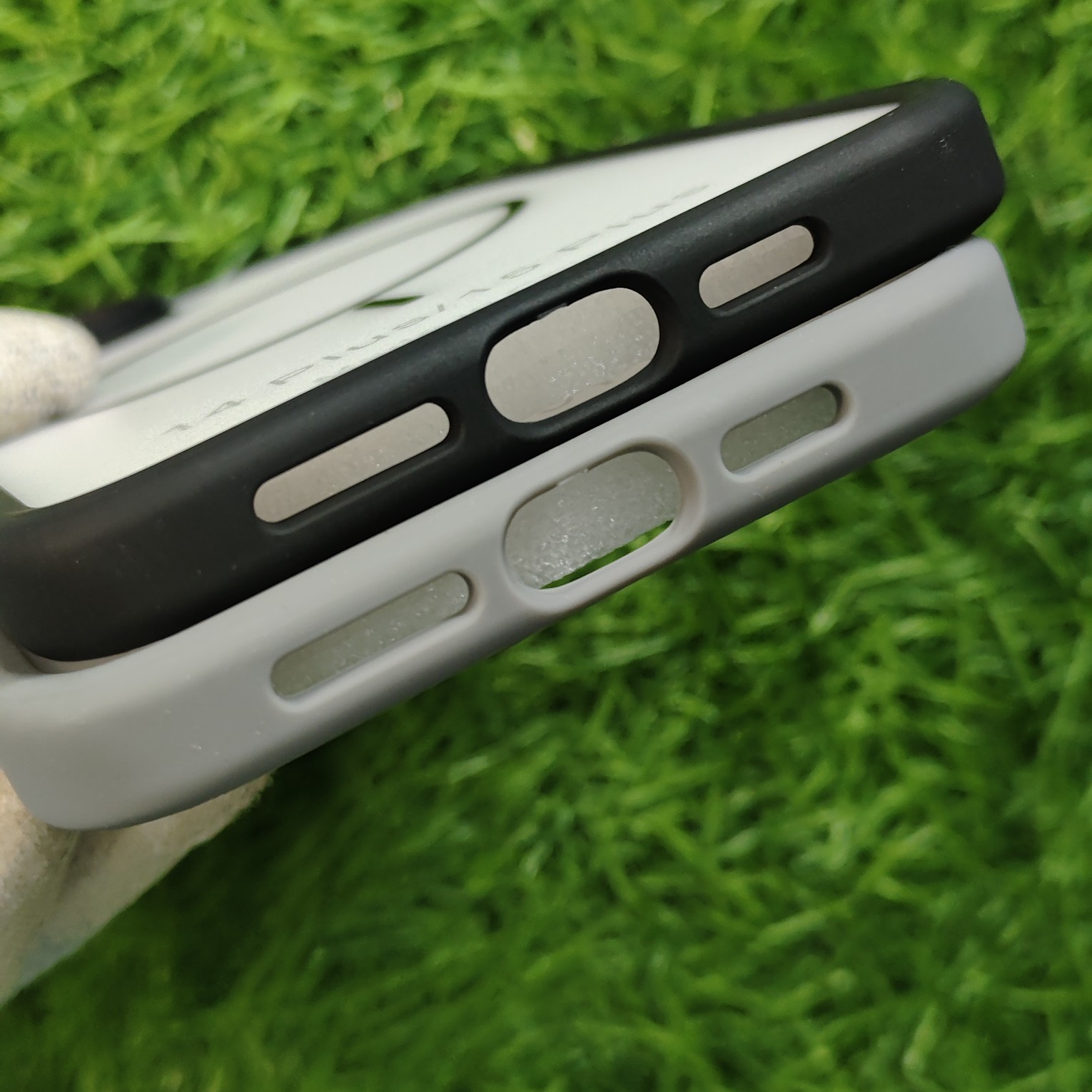 iPhone 15 Plus & 14 Plus Matte Paper Thin Side Silicon Back Cover No Magsafe - Image 4