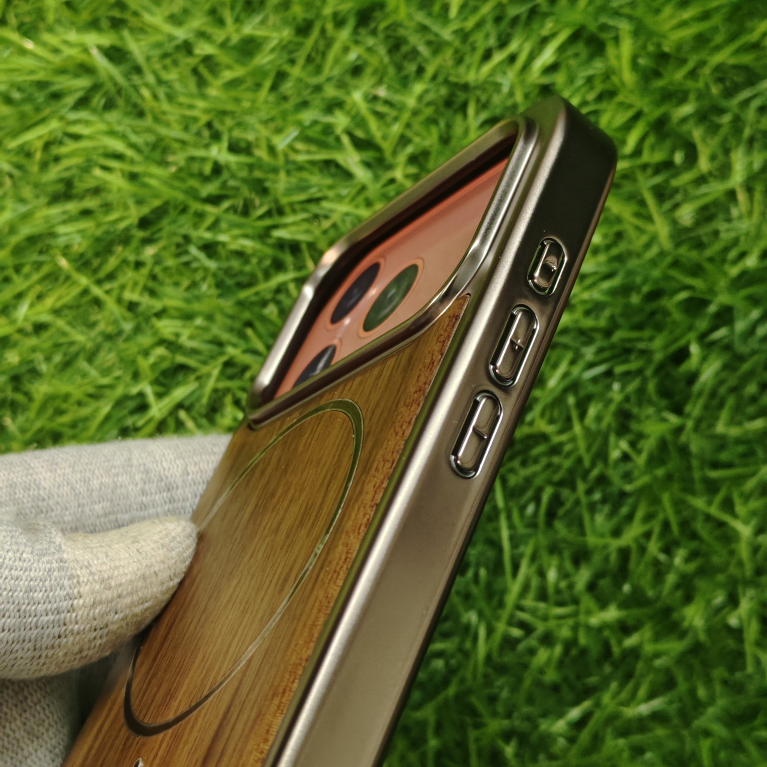 iPhone 17 & 17 Pro & 17 Pro Max Premium Wooden Back Cover with magsafe Tranzo - Image 5