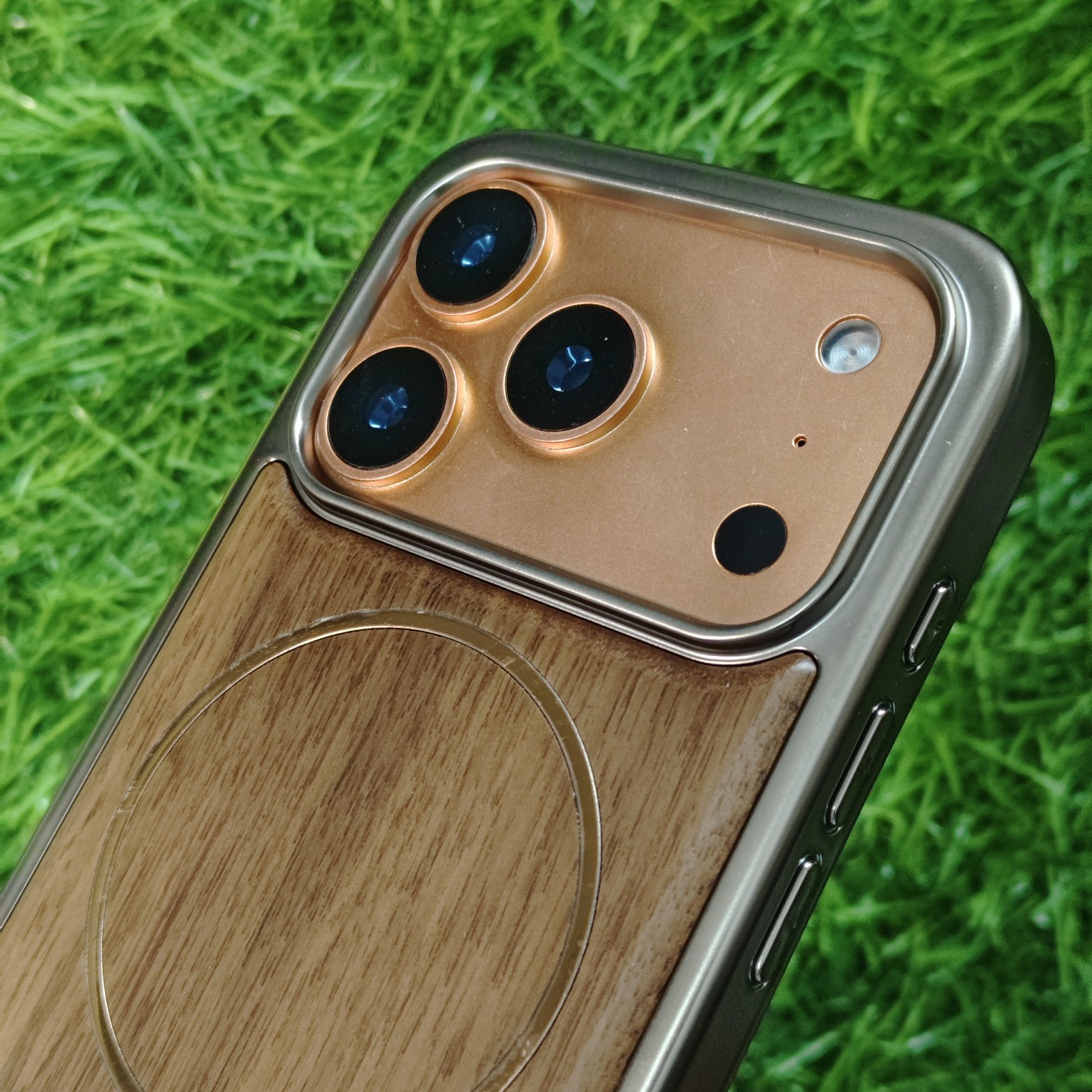 iPhone 17 & 17 Pro & 17 Pro Max Premium Wooden Back Cover with magsafe Tranzo - Image 6