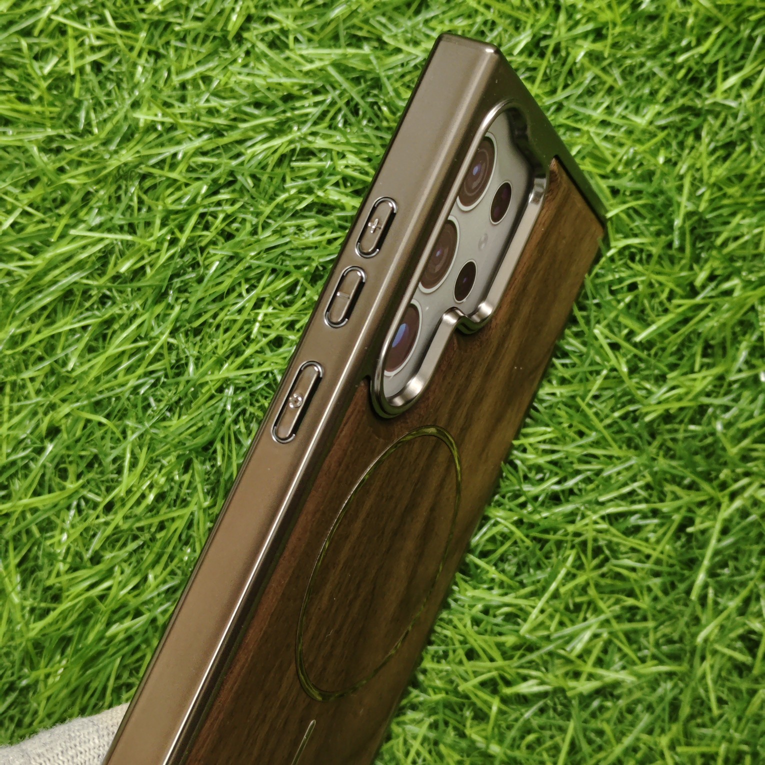 Samsung Galaxy S23 Ultra Premium Wooden Back Cover with magsafe Tranzo - Image 3
