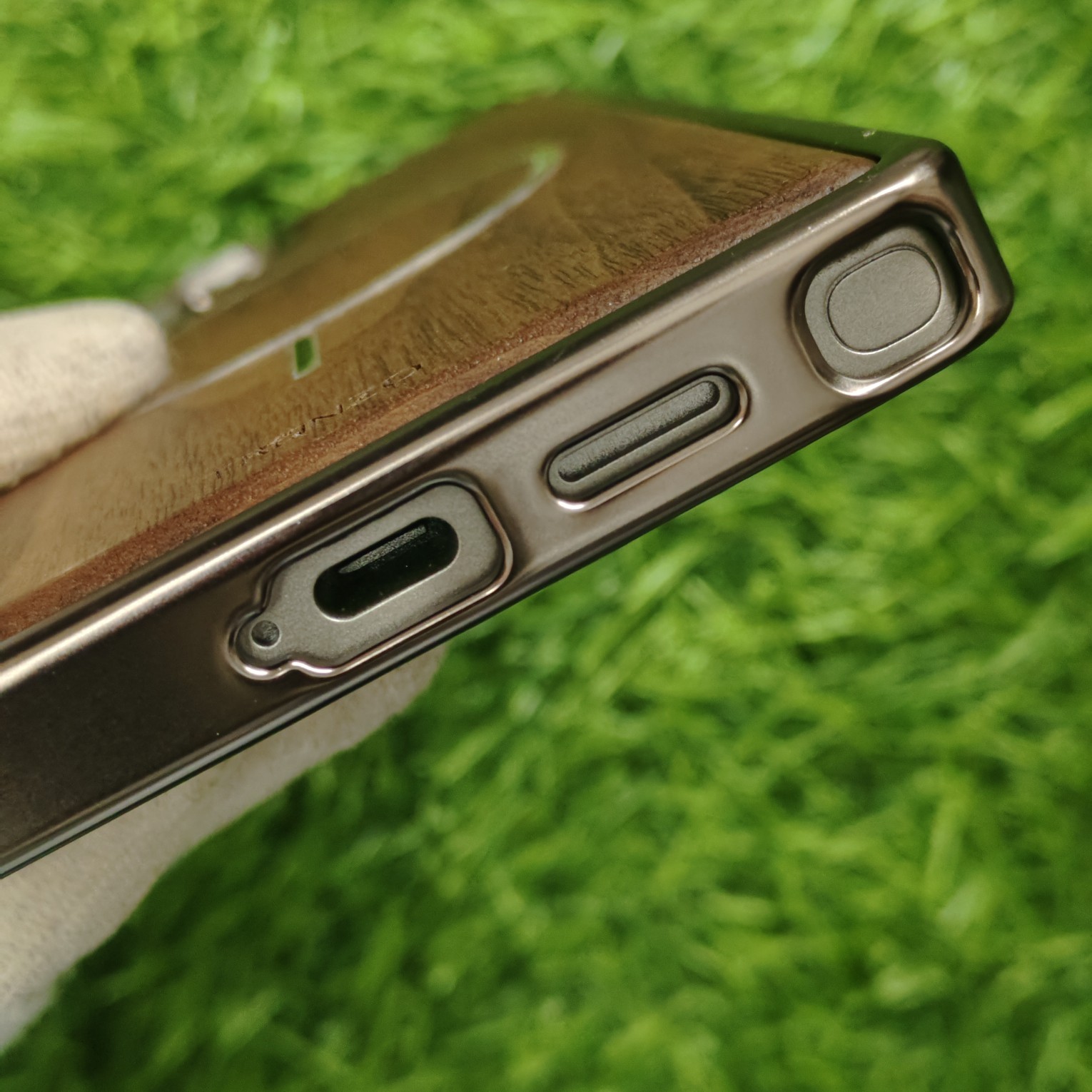 Samsung Galaxy S25 Ultra Premium Wooden Back Cover with magsafe Tranzo - Image 8