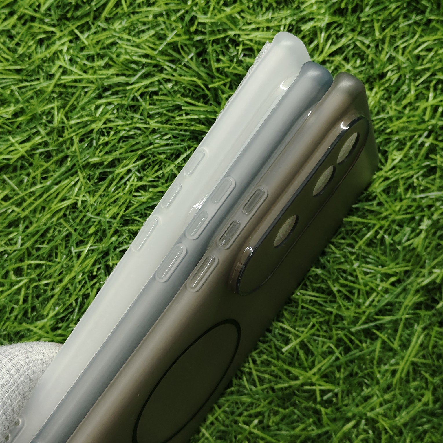 Vivo V40E & iQOO Z9s Paper Silicon Shadow Back Cover No Magsafe - Image 3