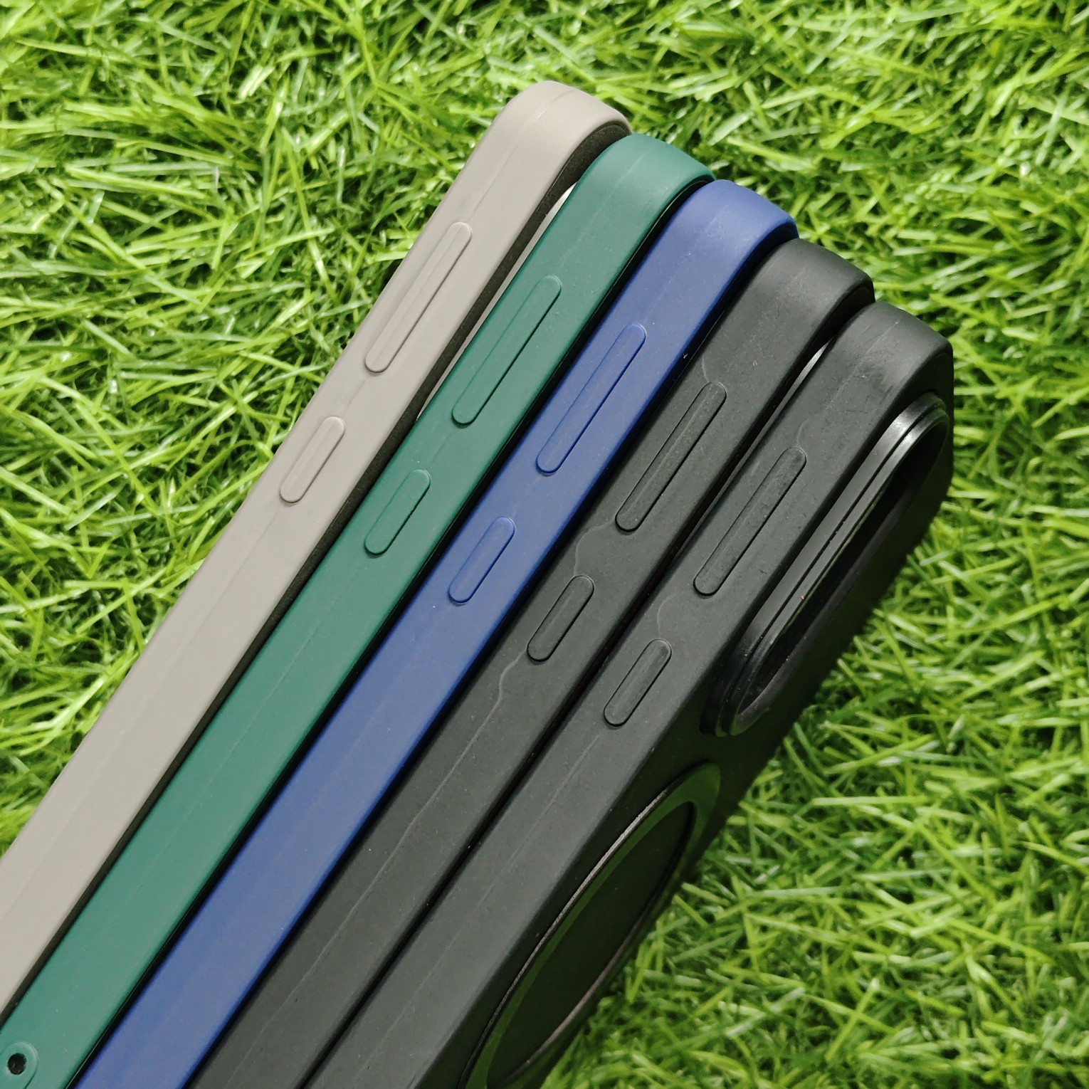 Vivo X200 FE Premium Leather Magsafe Back Cover - Image 3