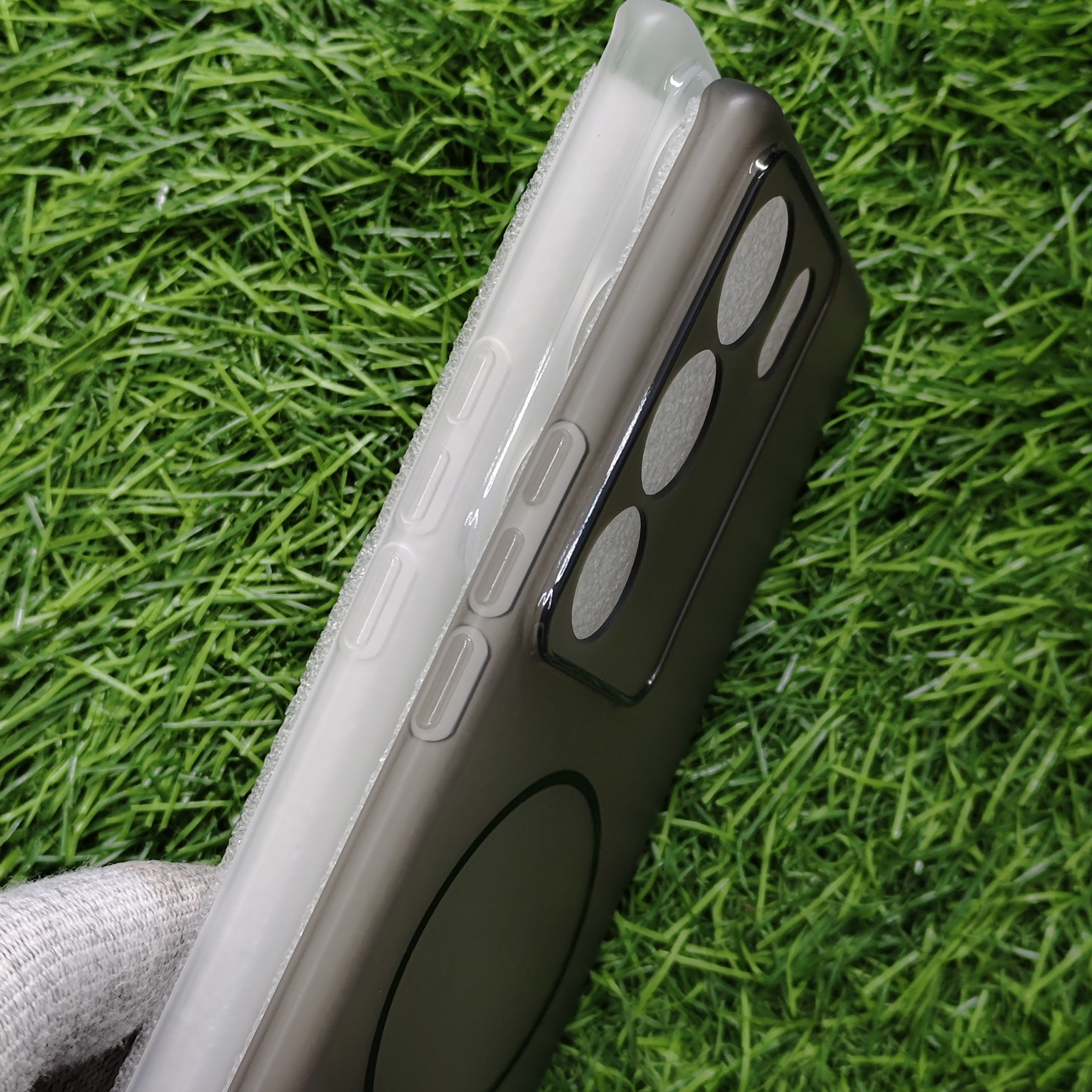 Vivo V29 & V29 Pro Paper Silicon Shadow Back Cover No Magsafe - Image 3