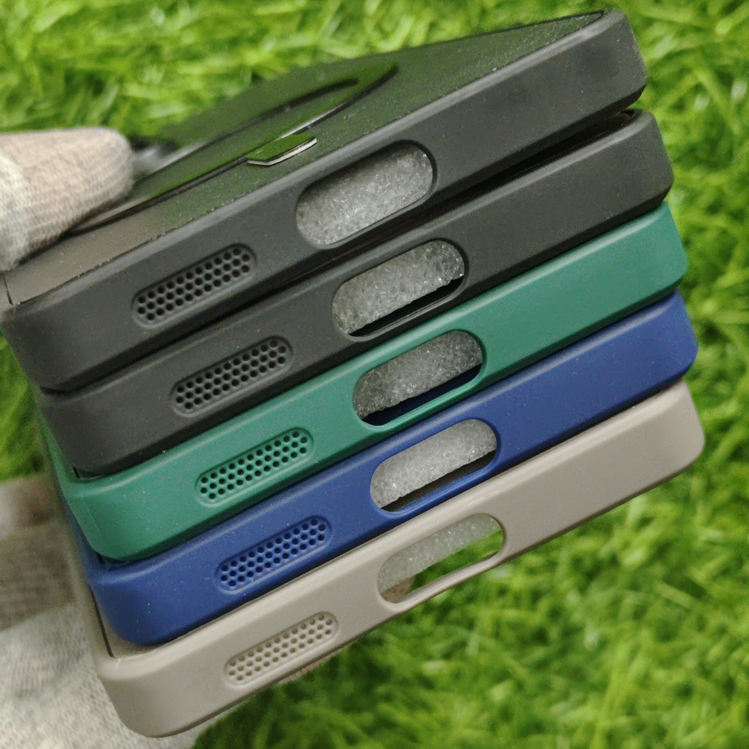 Vivo V30 & V30 Pro Premium Leather Magsafe Back Cover - Image 4