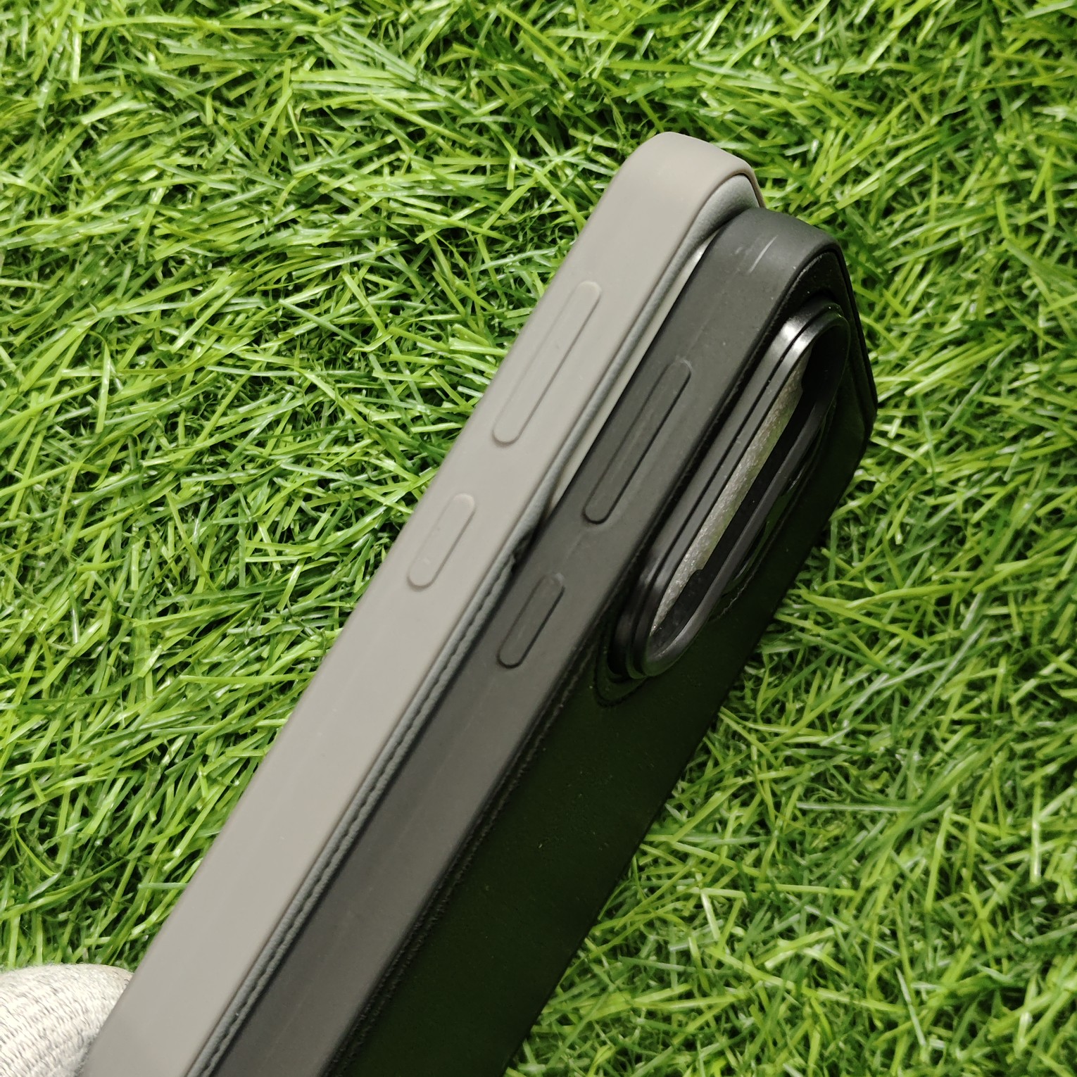 Vivo X200 FE Premium Puffer Leather Finish Back Cover - Image 3