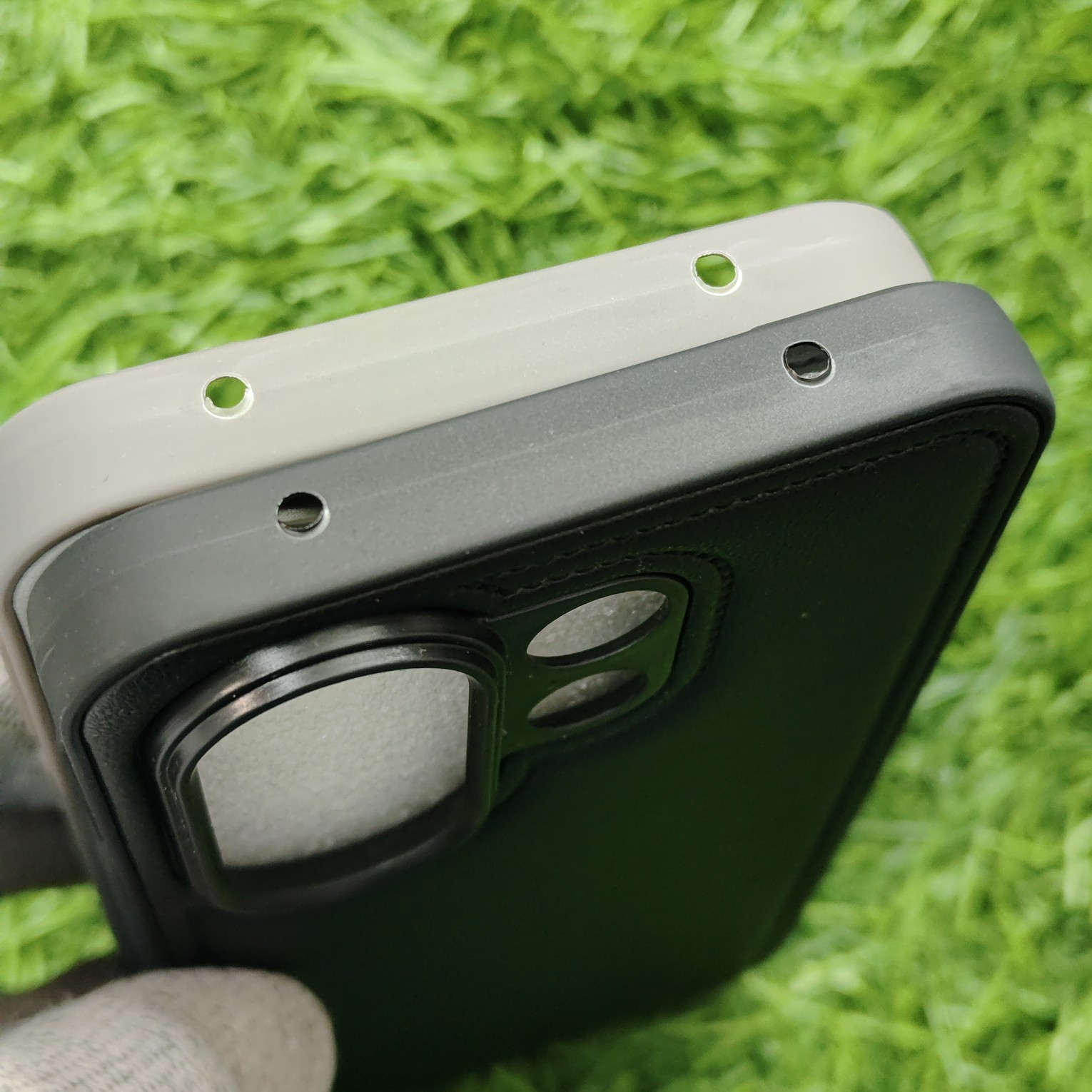 Vivo X200 FE Premium Puffer Leather Finish Back Cover - Image 5