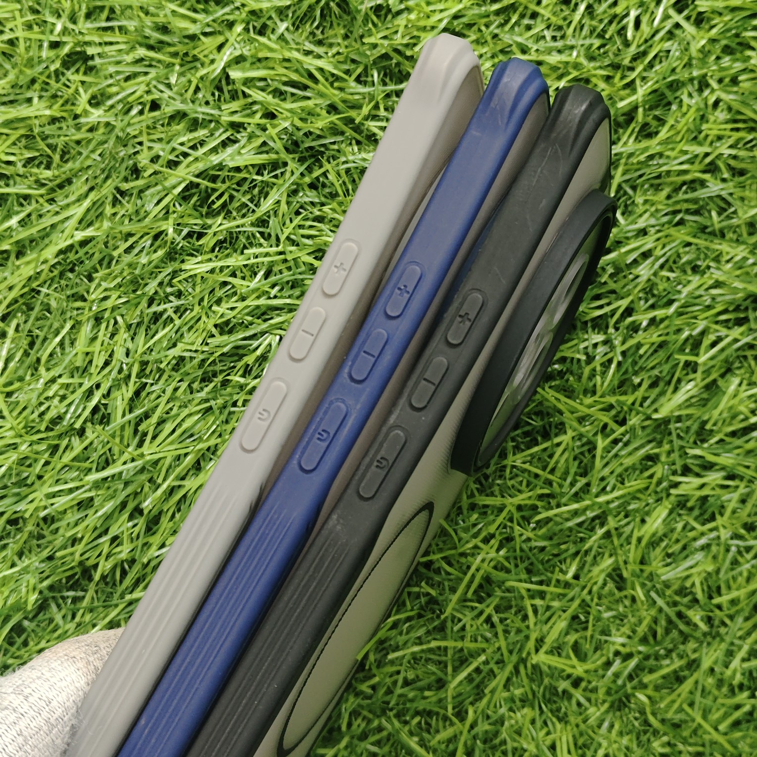 Realme 14 Pro Stylish Frosted No Magsafe Back Cover - Image 3