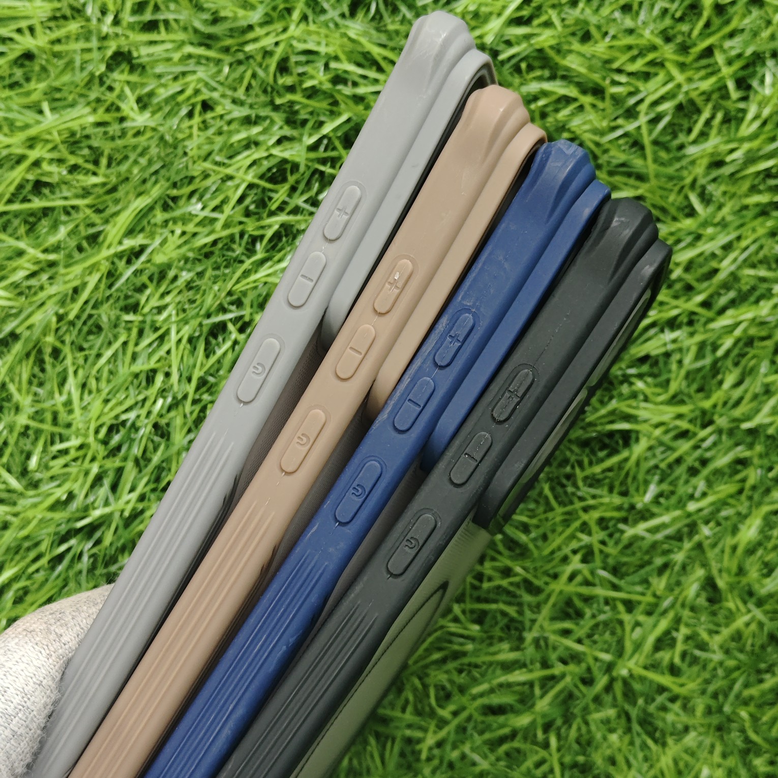 Motorola Edge 50 Fusion Stylish Frosted No Magsafe Back Cover - Image 3