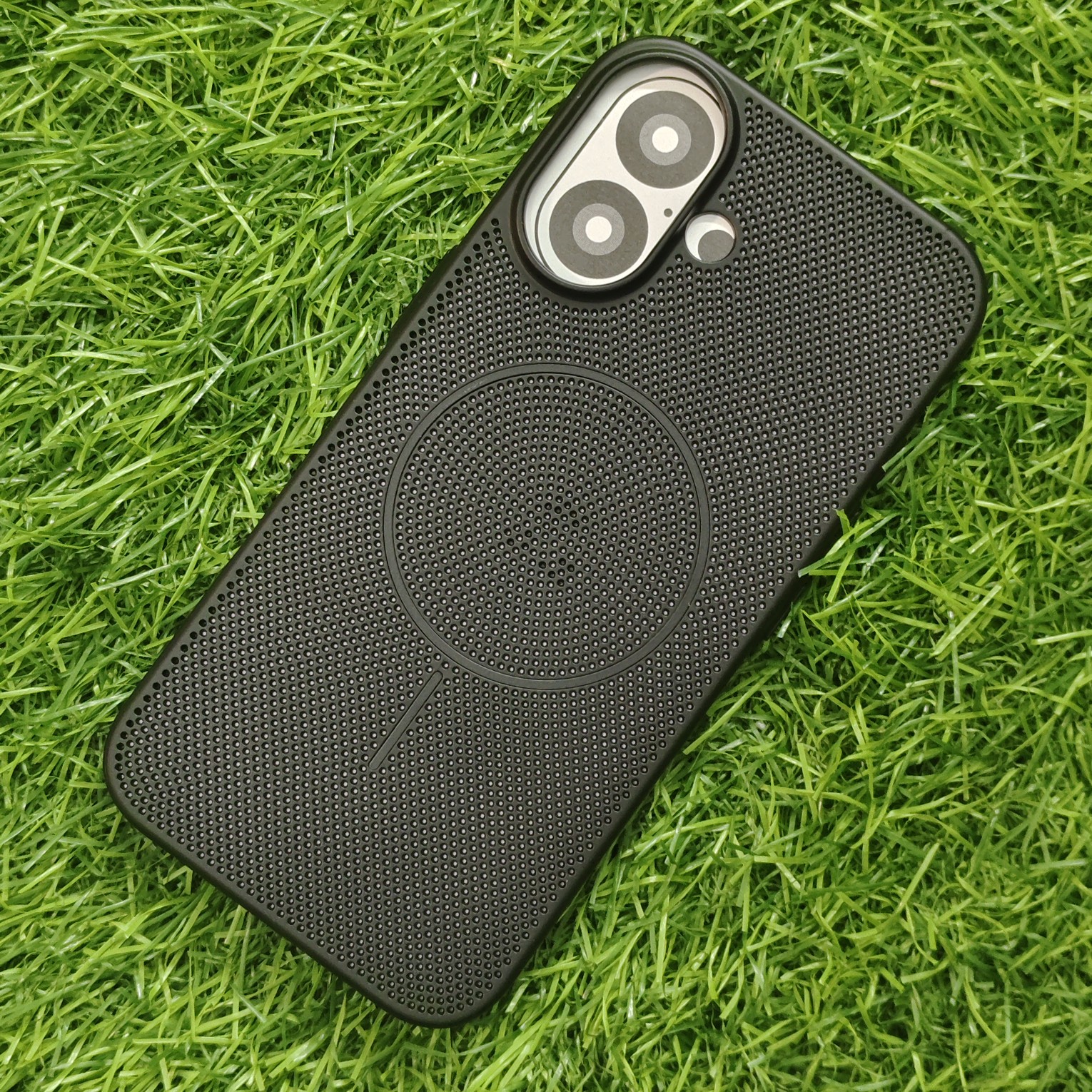 iPhone 16 & 16 Pro & 16 Pro Max Stylish Air Back Cover - Image 7