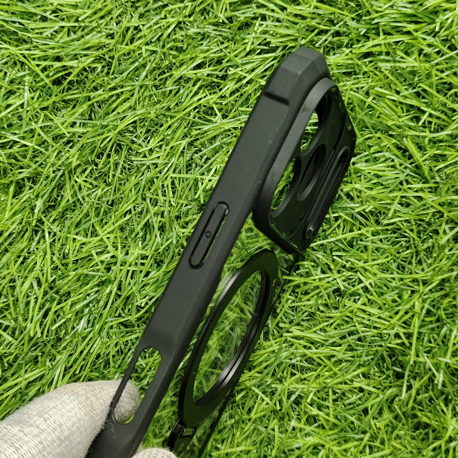 iPhone 17 Pro Premium Quality Transparent Xundd Rotating Magsafe Stand Back Cover - Image 3