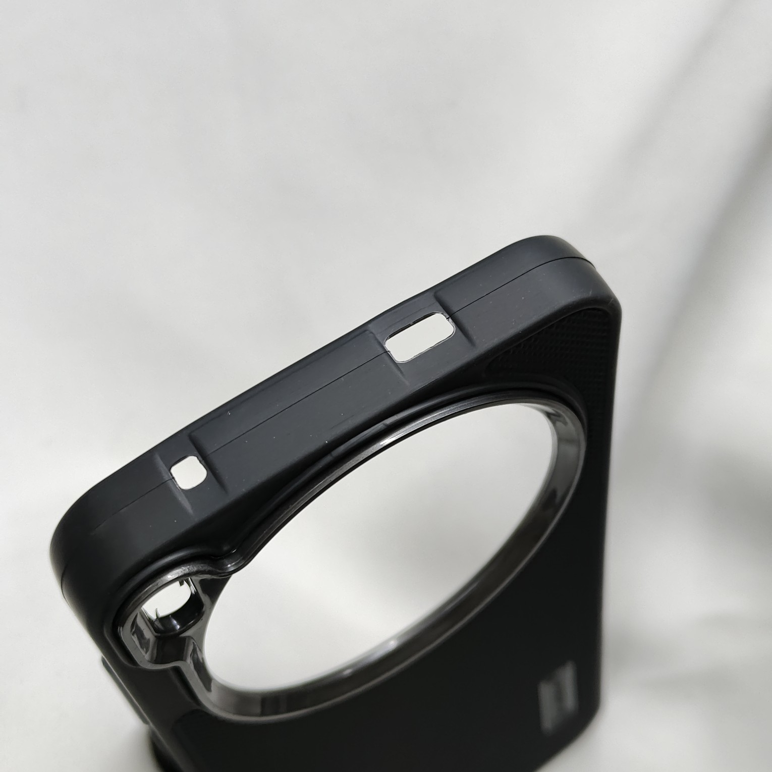 Vivo X300 Black Nilkin Back Cover With Cloth Inside - Image 5