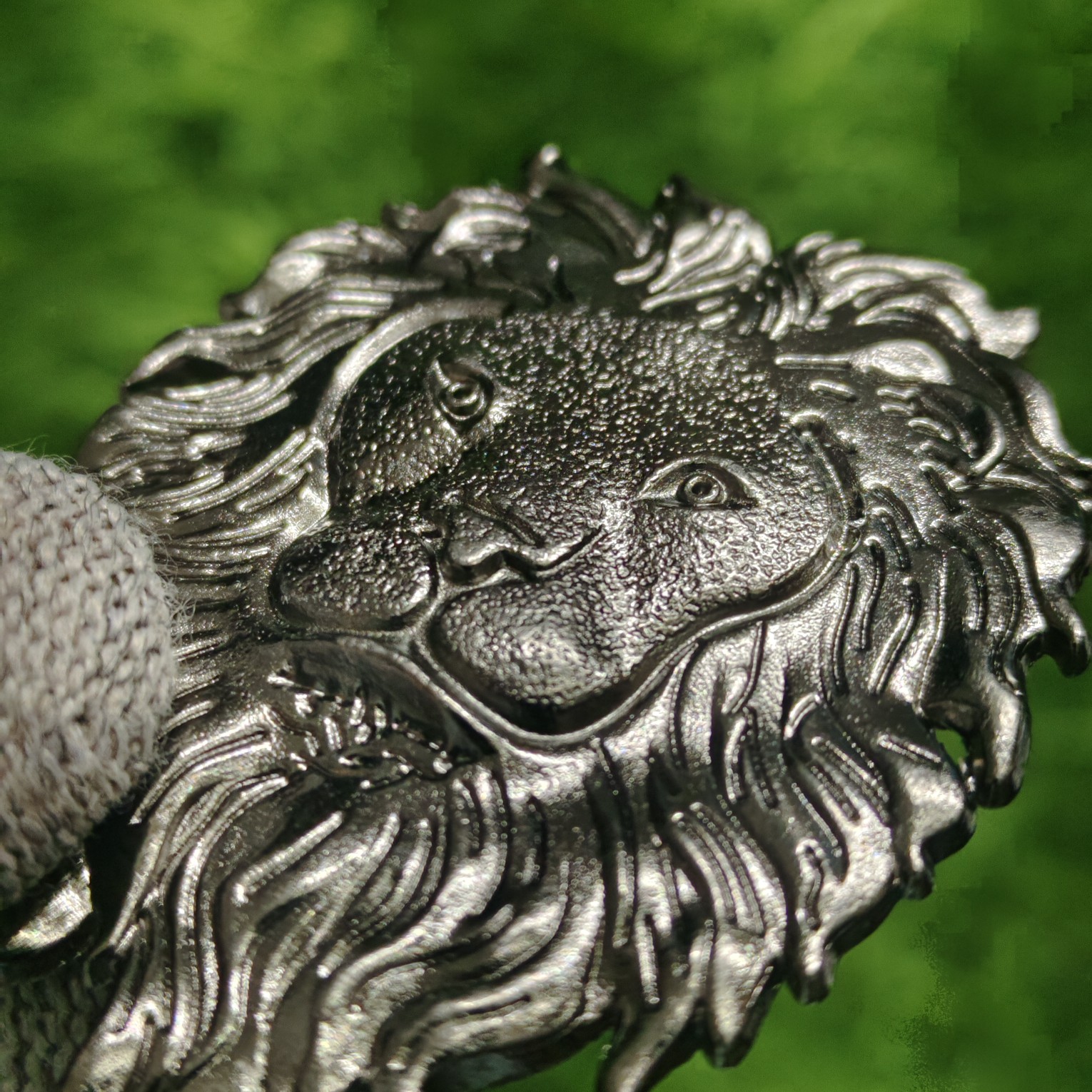 Motorola G86 & G86 Power Premium Puffer Leather Finish Back Cover With Metal Lion Logo