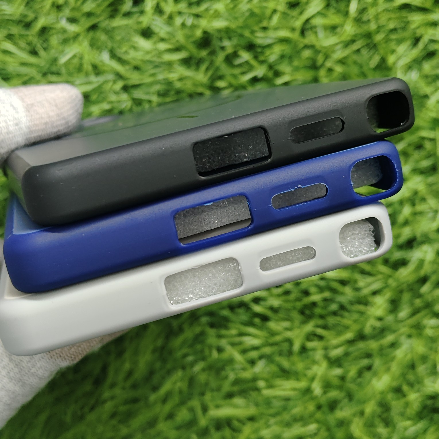 Samsung Galaxy S25 Ultra Premium Silicon Magsafe Back Cover - Image 4