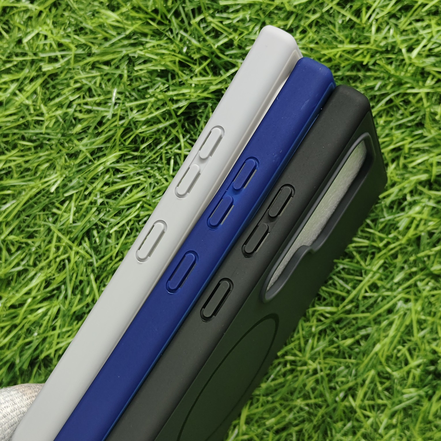 Samsung Galaxy S24 Ultra Premium Silicon Magsafe Back Cover - Image 3