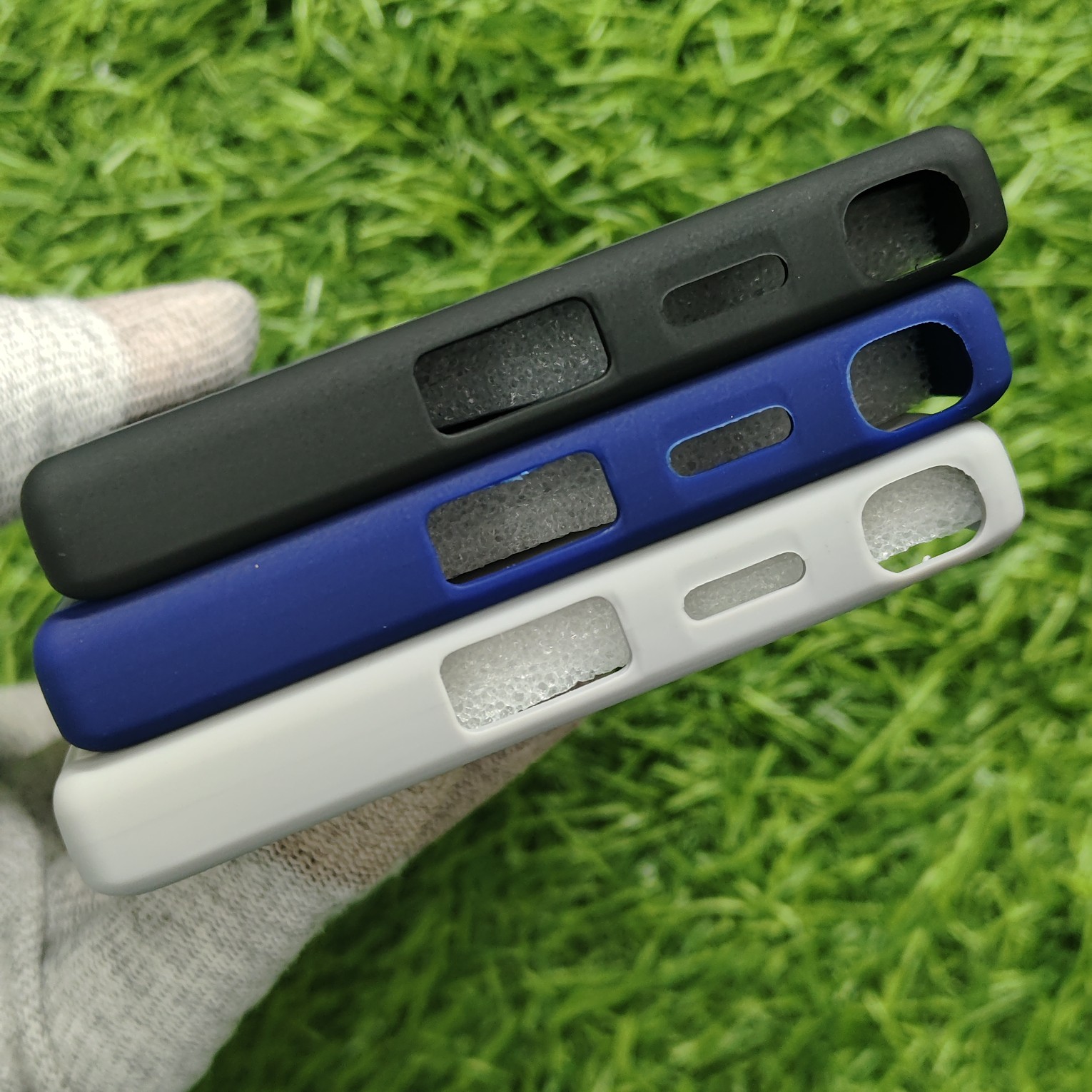 Samsung Galaxy S24 Ultra Premium Silicon Magsafe Back Cover - Image 4