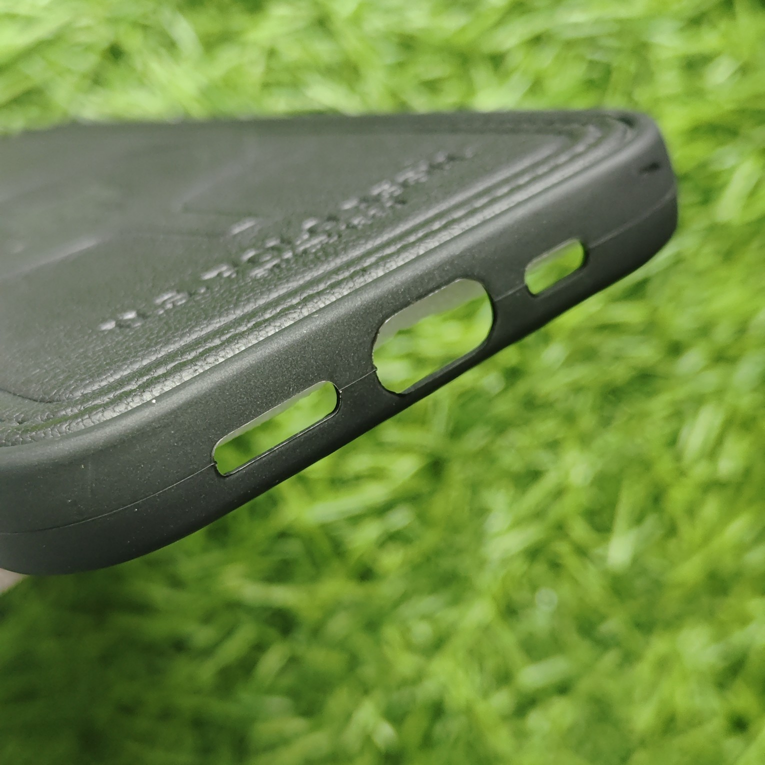 iPhone 16 Premium Polo Leather Magsafe Back Cover - Image 4