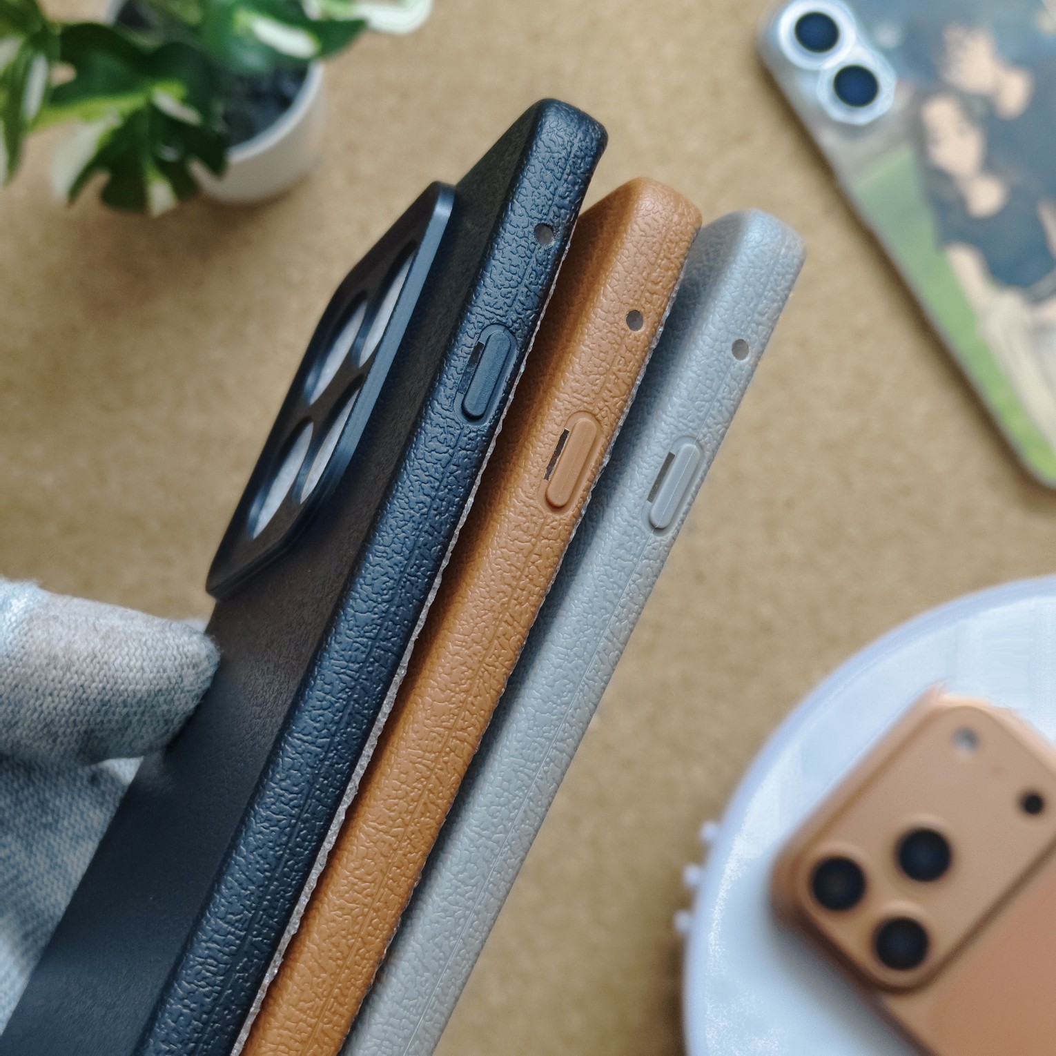 Motorola Edge 60 Fusion & Pro Silicon Textured Back Cover With Cloth Inside - Image 5