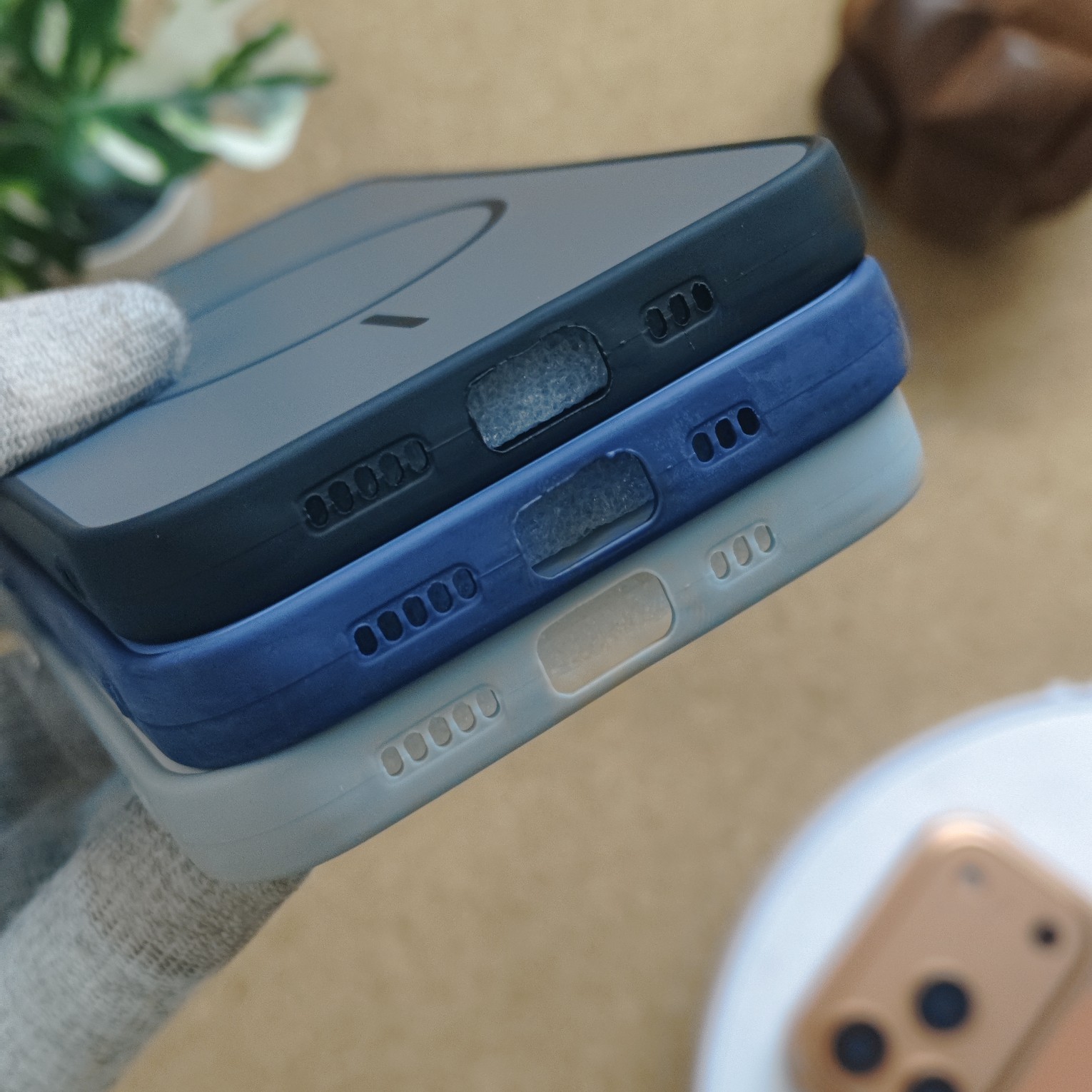 iPhone 14 Premium Silicon Back Cover No Magsafe - Image 4