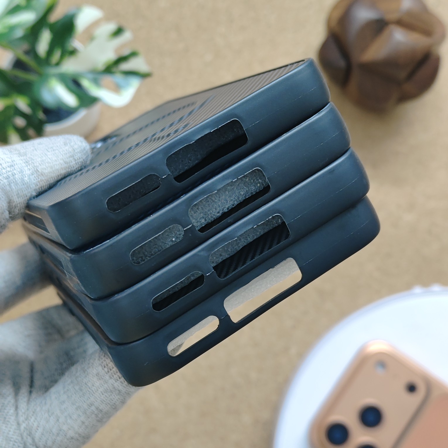 Vivo X200 FE Premium Carbon Design Magsafe Back Cover - Image 4