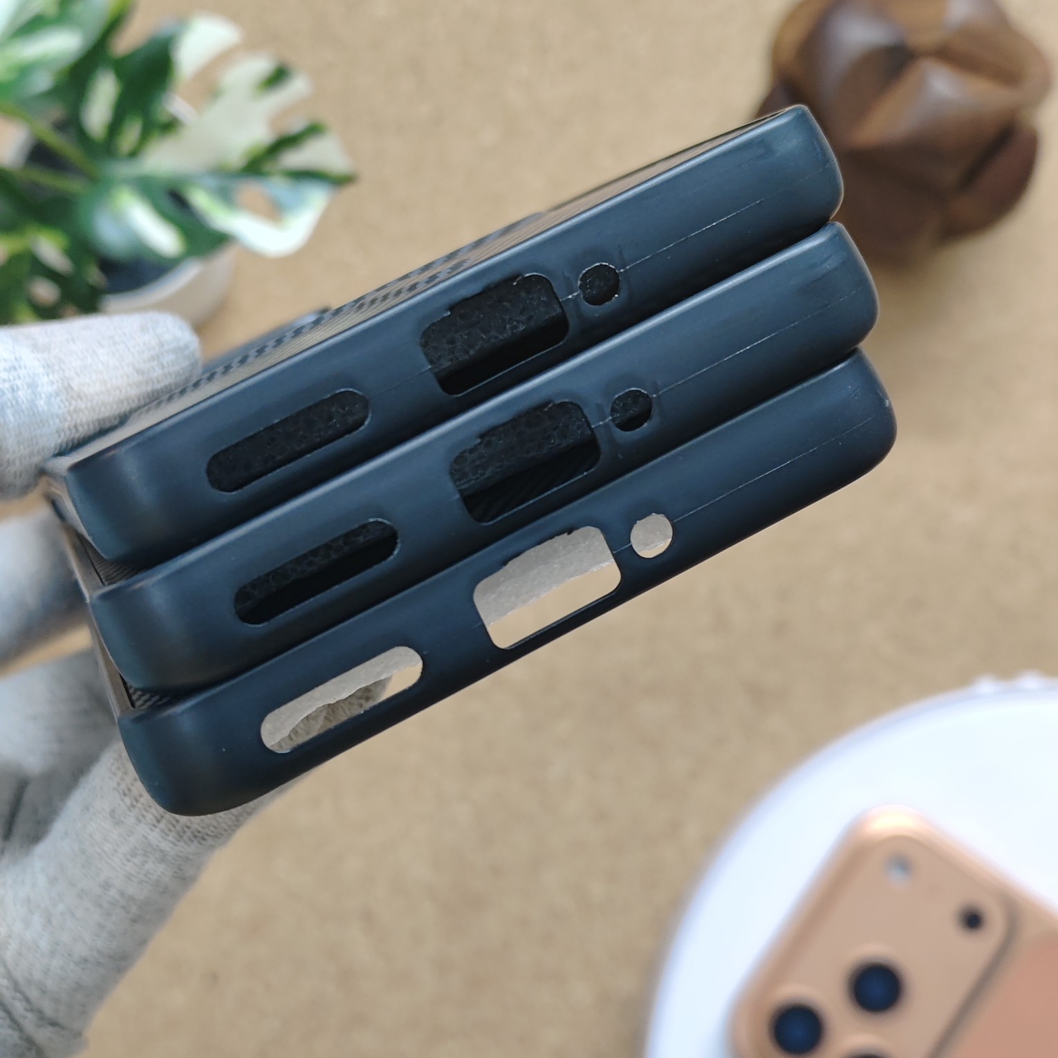Realme 15 Pro Premium Carbon Design Magsafe Back Cover - Image 4