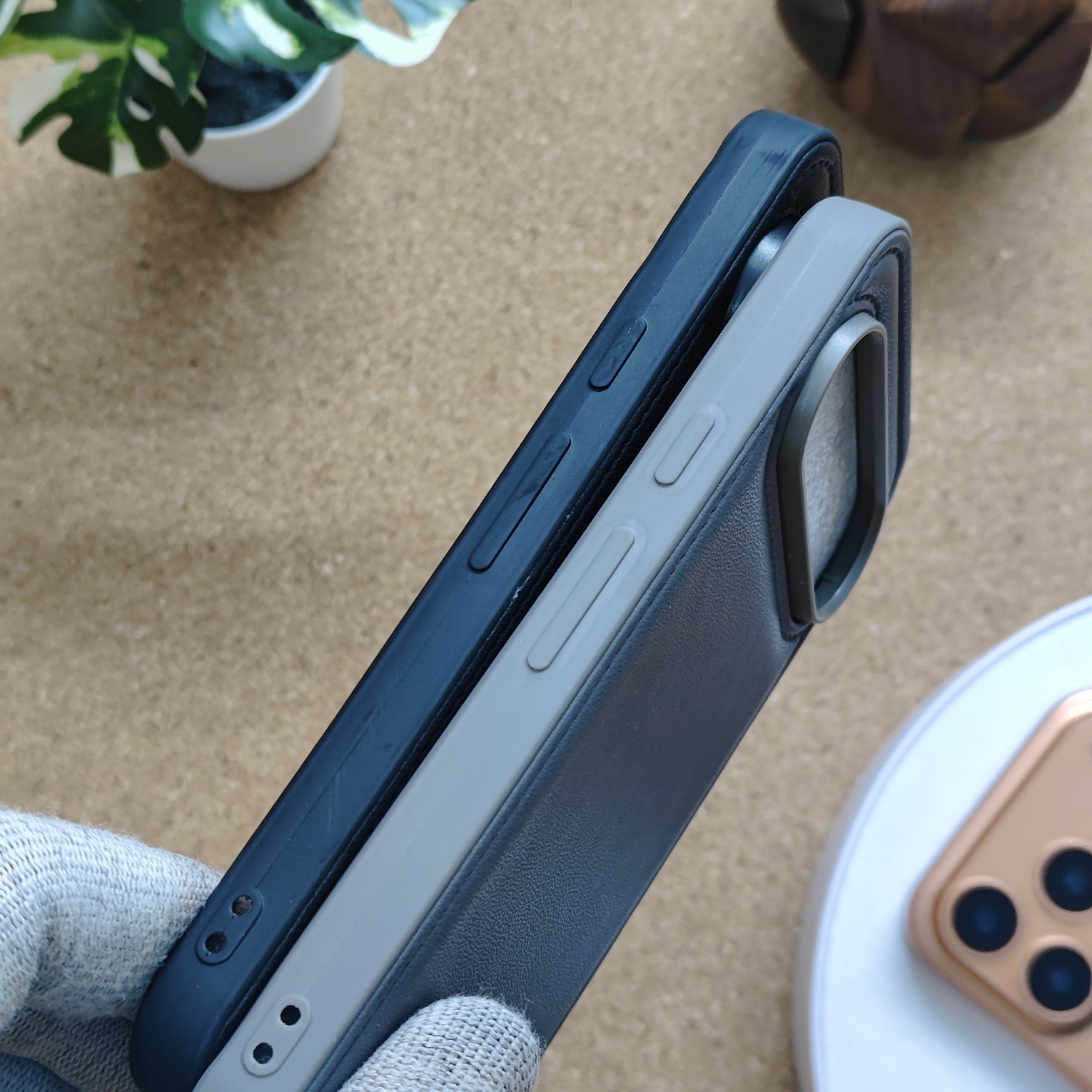 Google Pixel 9 & 9 Pro Premium Puffer Leather Finish Back Cover With Metal Lion Logo - Image 4