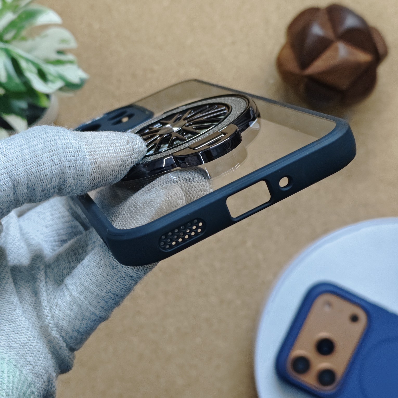 Oppo Reno 15 Pro Premium Transparent Doyers Back Cover With Wheel Magsafe Stand - Image 4