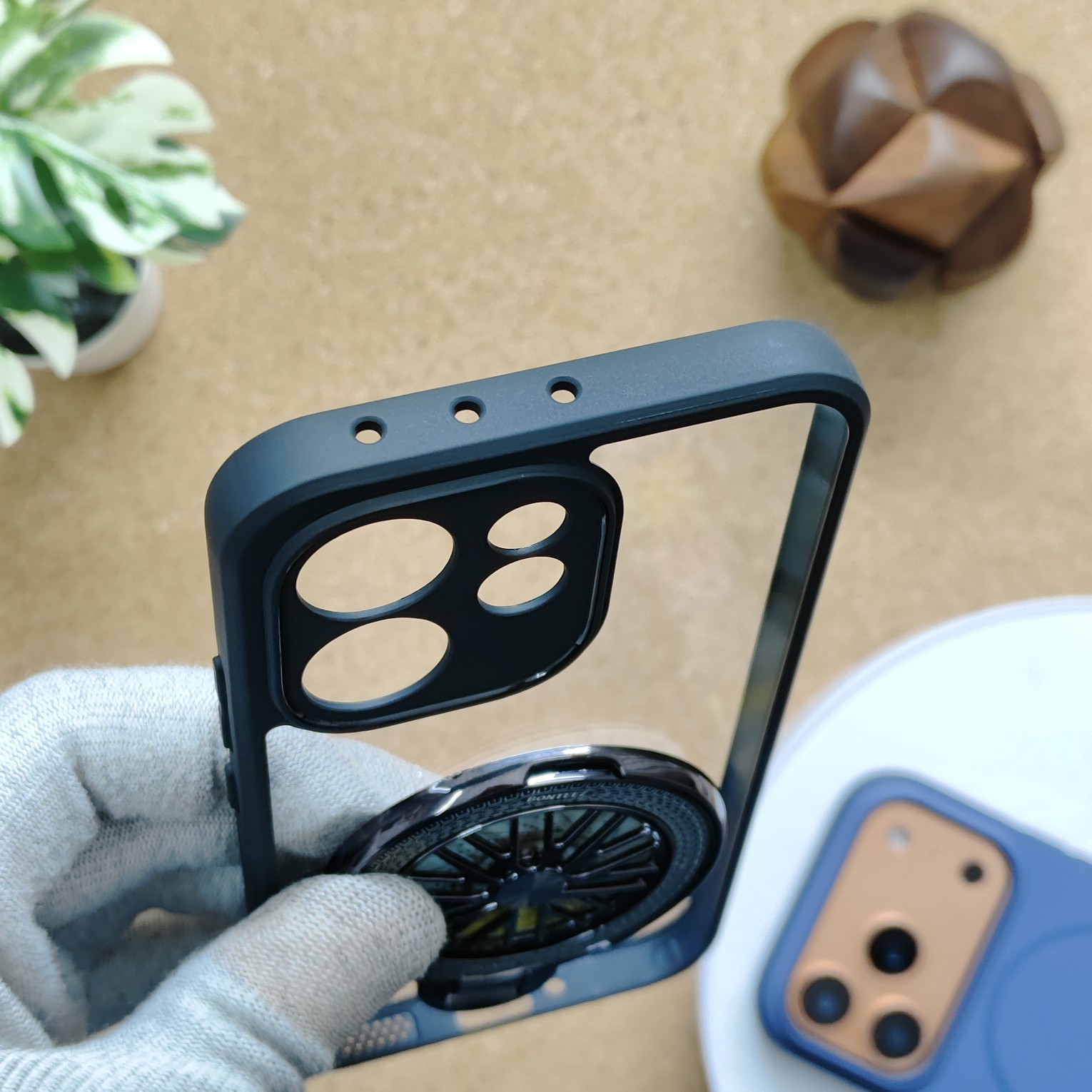 Oppo Reno 15 Pro Premium Transparent Doyers Back Cover With Wheel Magsafe Stand - Image 5