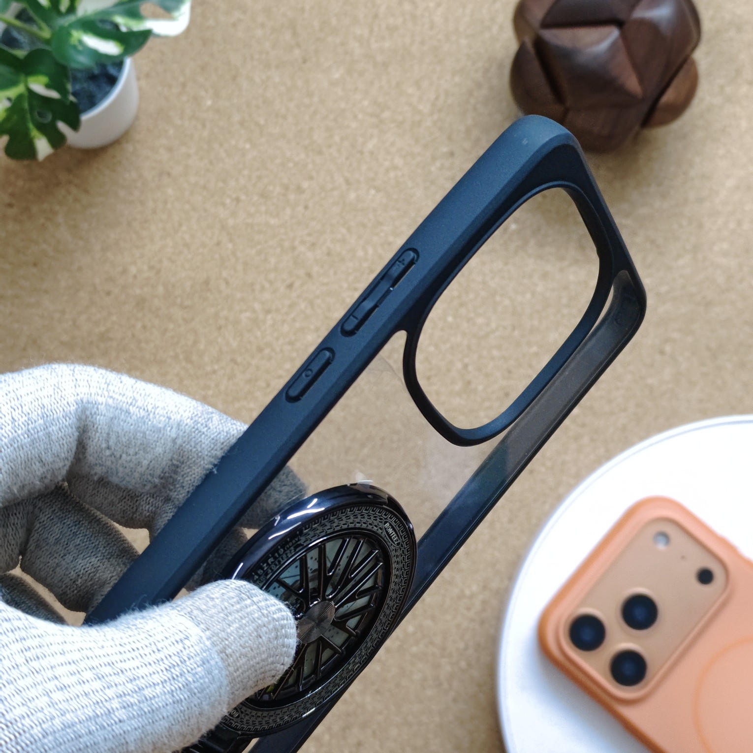 iQOO 13 Premium Transparent Doyers Back Cover With Wheel Magsafe Stand - Image 3