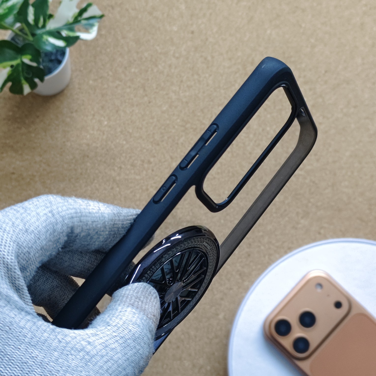 Oppo Reno 12 Premium Transparent Doyers Back Cover With Wheel Magsafe Stand - Image 3