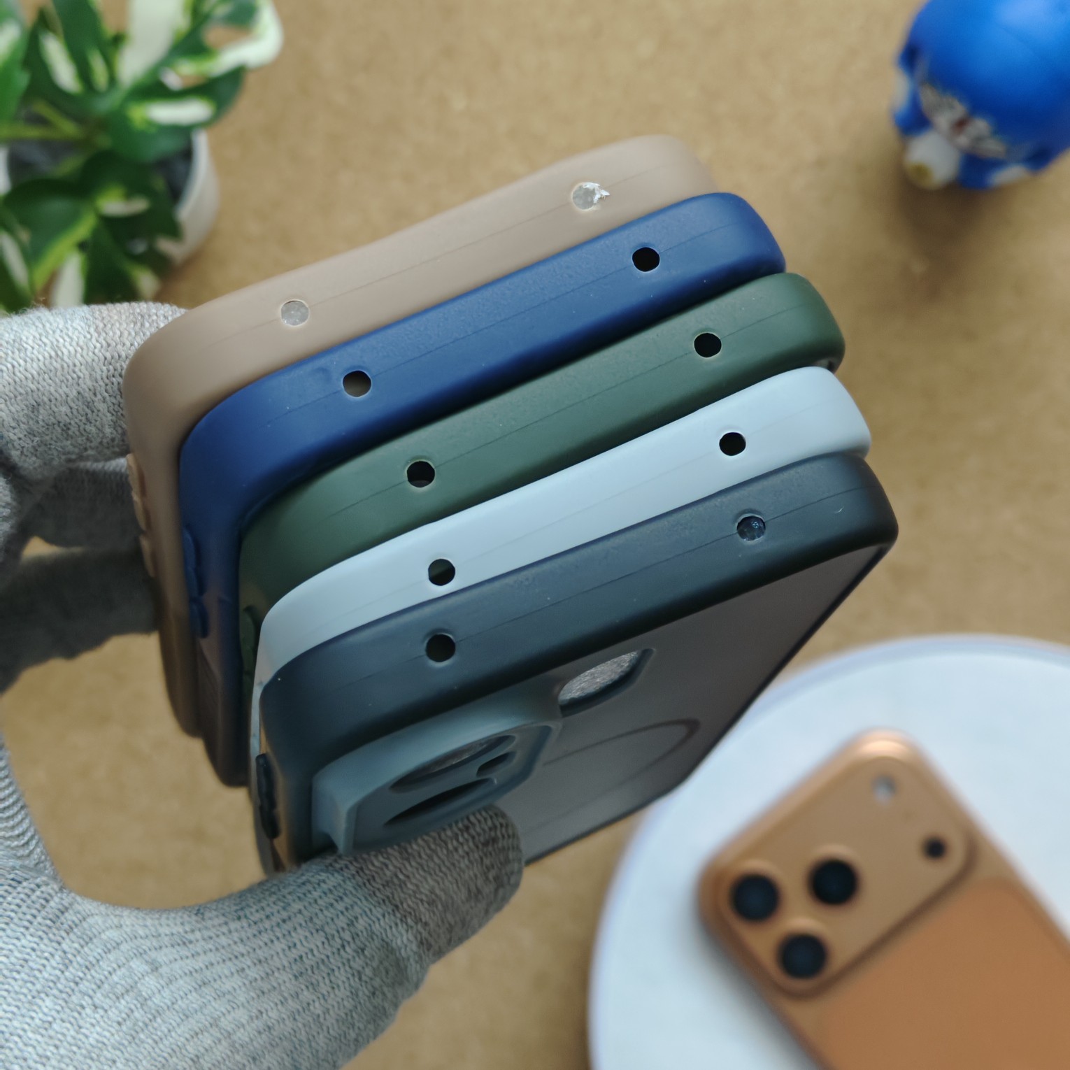 Vivo X200 FE Premium Silicon Back Cover No Magsafe - Image 5