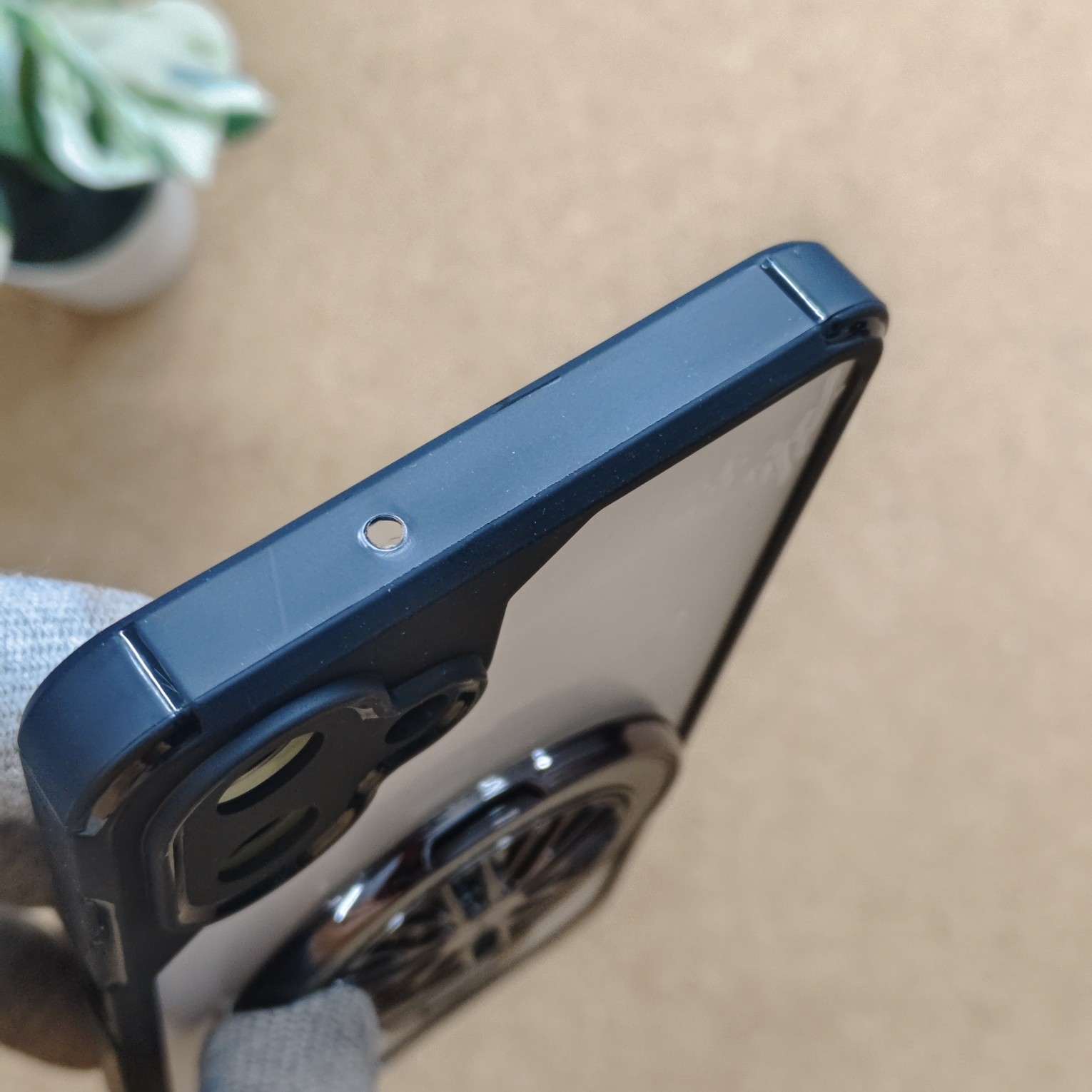 Samsung A06 Premium Transparent Doyers Back Cover With Wheel Magsafe Stand - Image 5