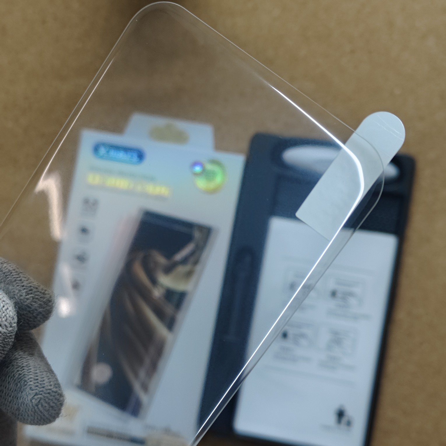 Redmi Note 15 Pro Plus Transparent Curved UV Tempered Glass - Image 3