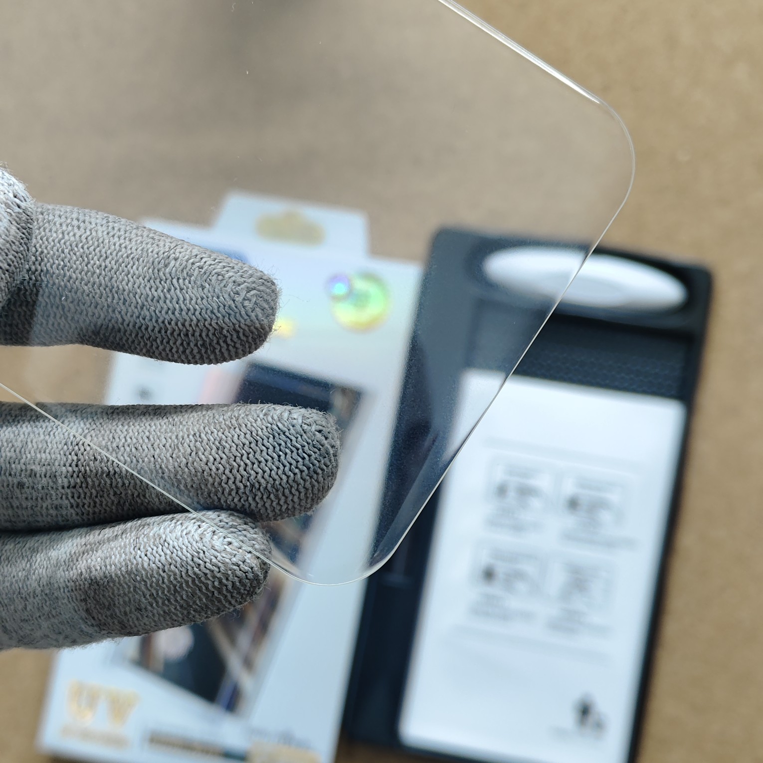 Redmi Note 15 Pro Plus Transparent Curved UV Tempered Glass - Image 4