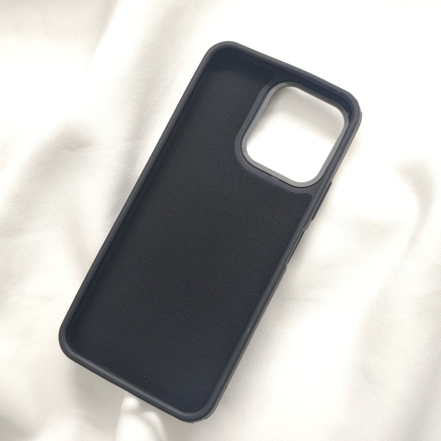 Oppo A6 Pro Black Nilkin Back Cover With Cloth Inside - Image 6