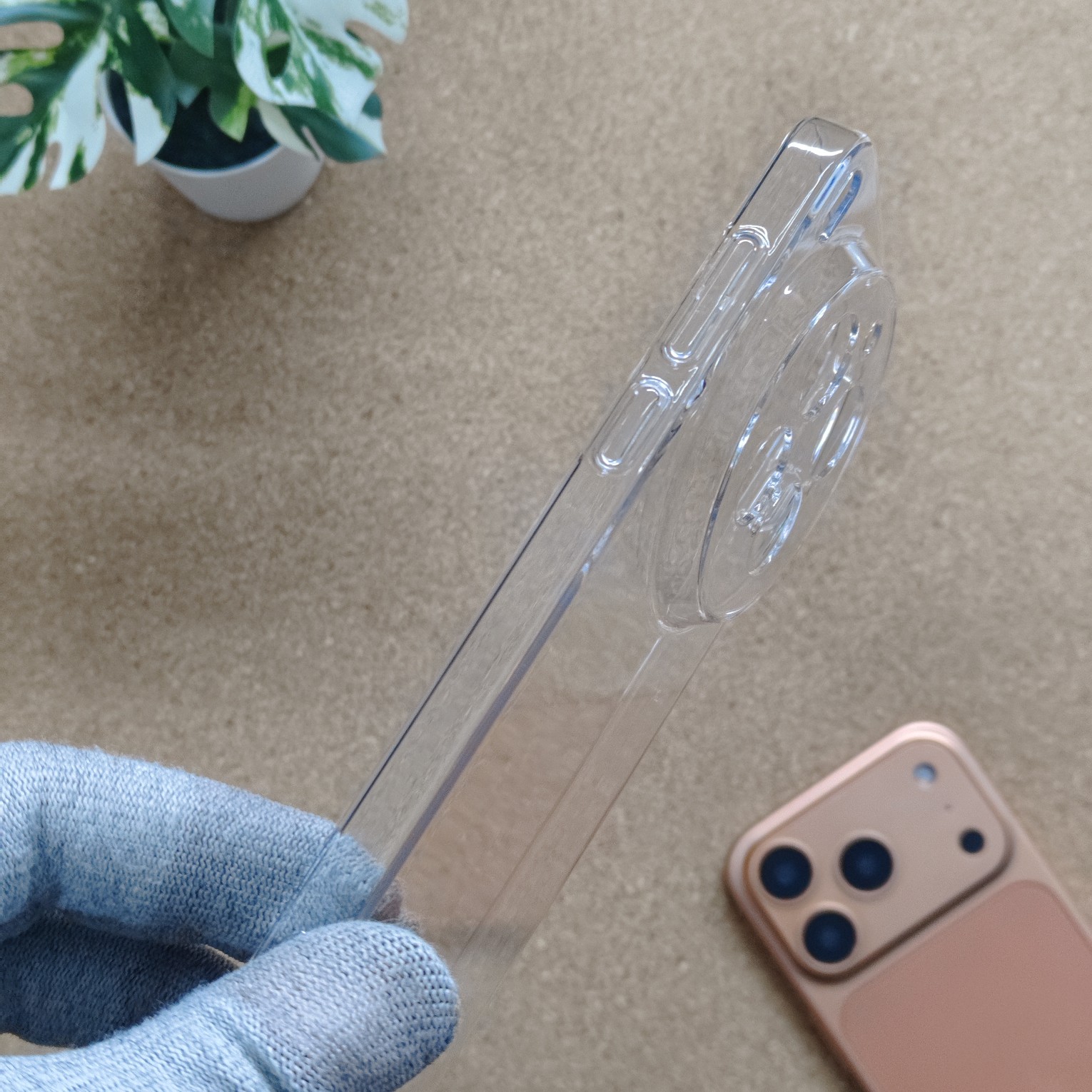 Vivo X300 Pro Transparent Crystal PC Hard Back Cover - Image 3