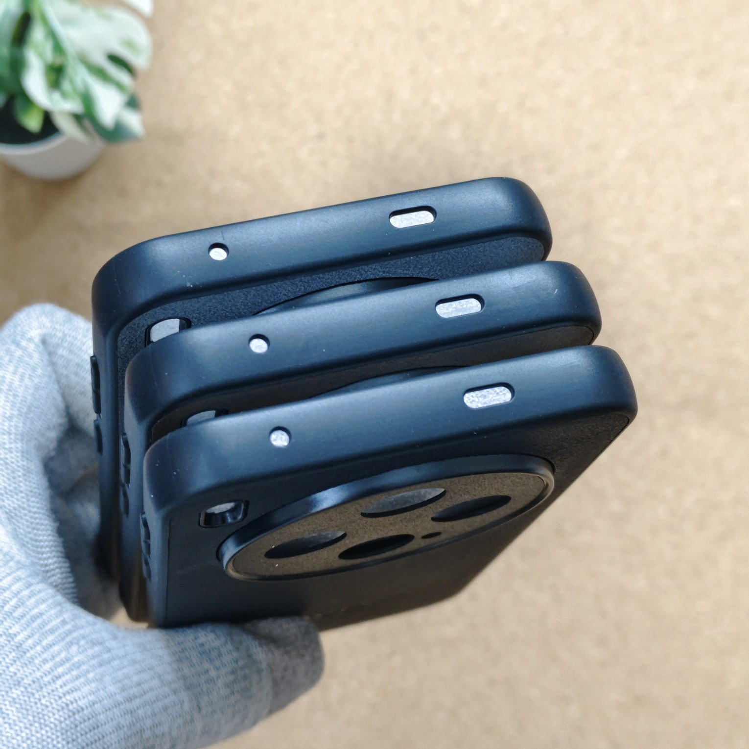 Vivo X300 Premium Leather Finish Back Cover - Image 5