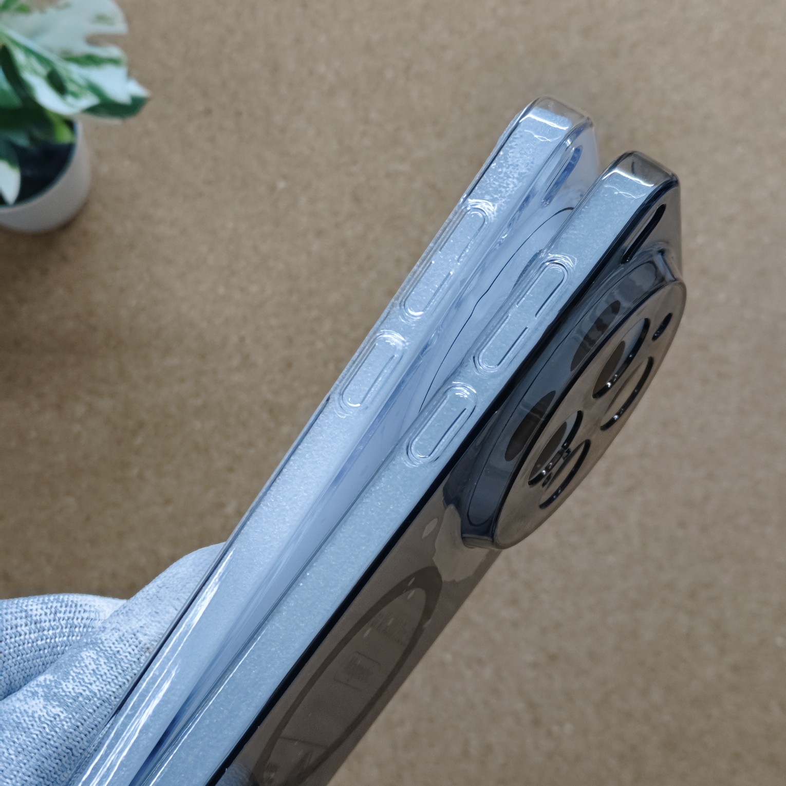 Vivo X300 Pro Crystal Magsafe PC Hard Back Cover - Image 3