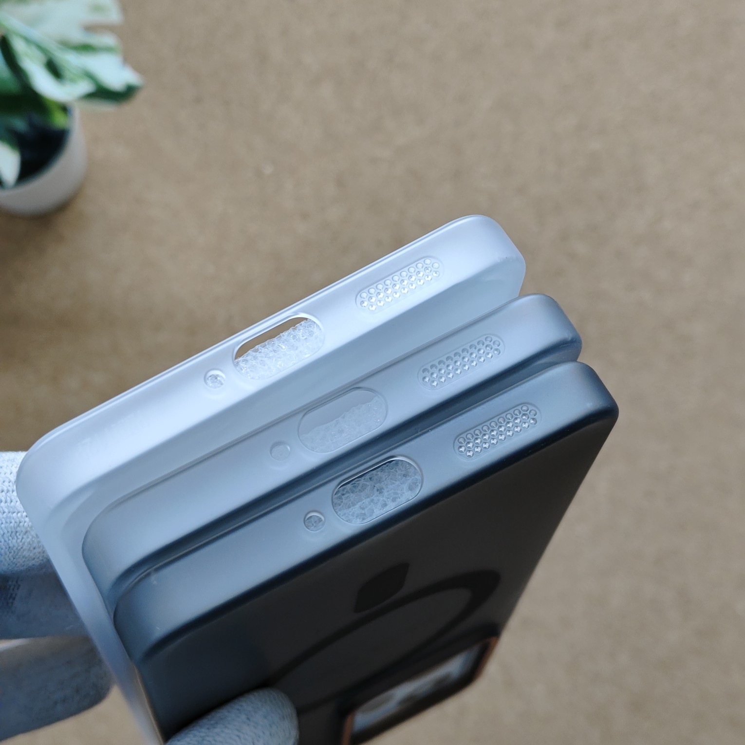 Redmi Note 12 Pro Colour Matte PC Hard Back Cover No Magsafe - Image 4