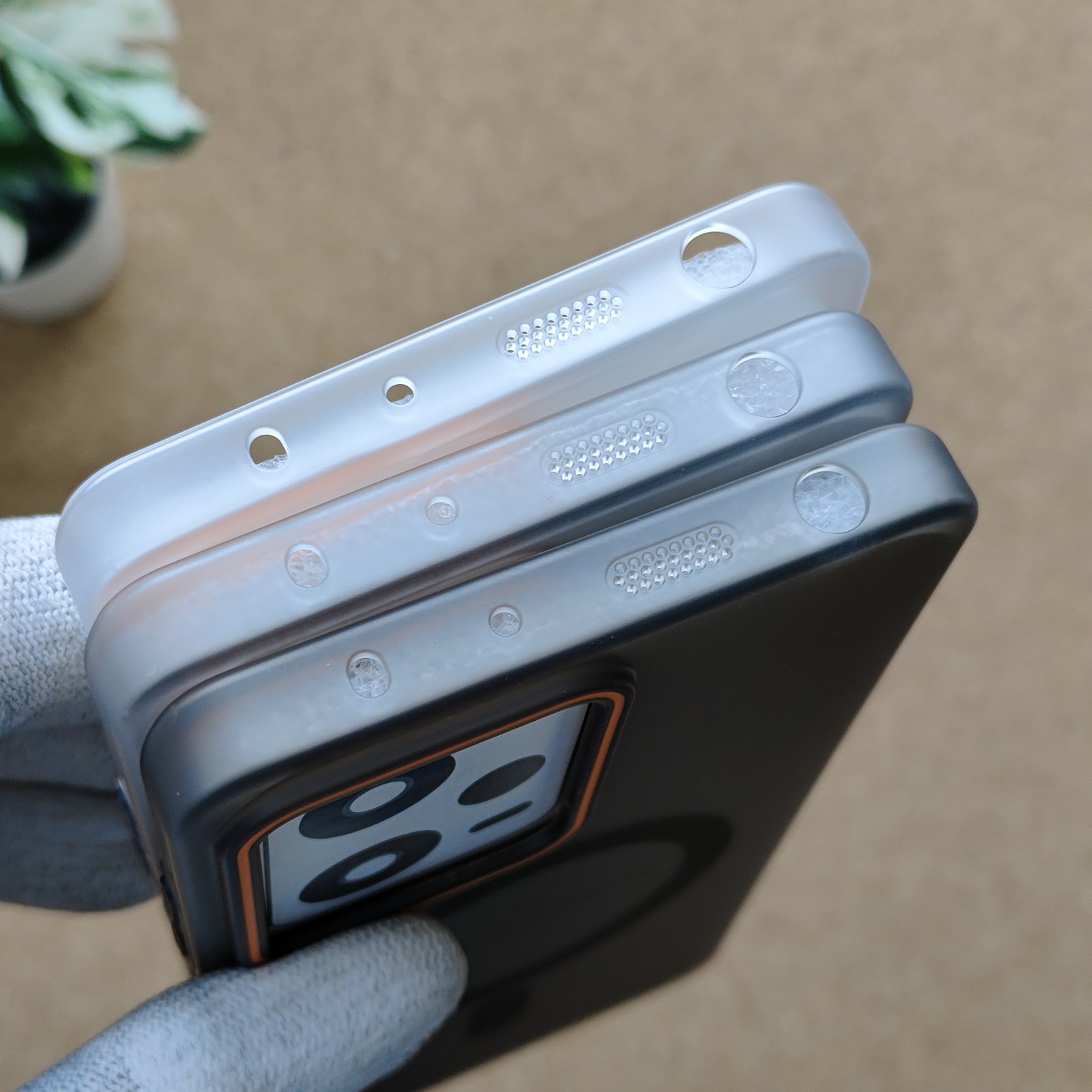 Redmi Note 12 Pro Colour Matte PC Hard Back Cover No Magsafe - Image 5